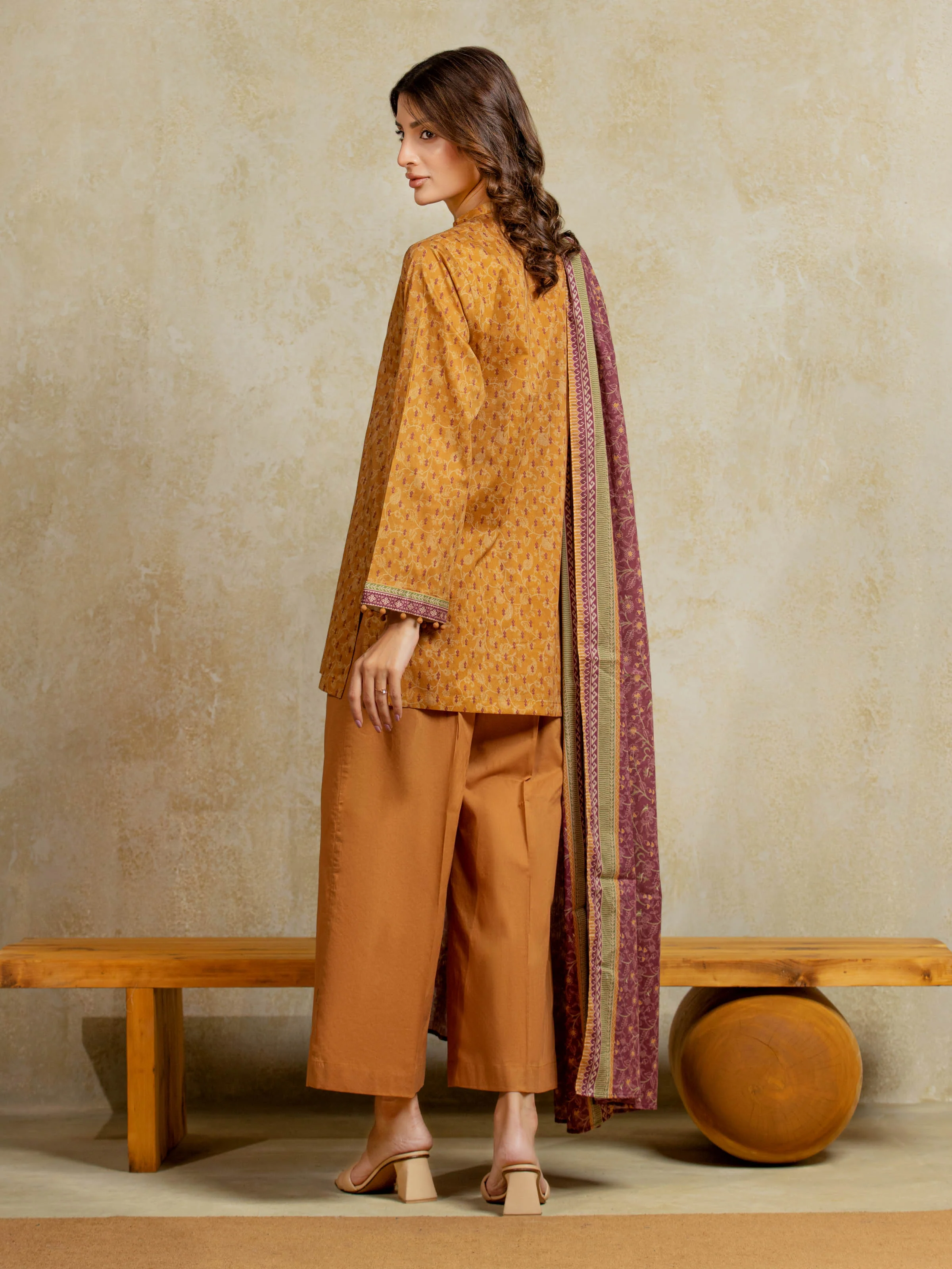 Unstitched Printed Khaddar Suit - EWU5A3-35923-3P - Image 6