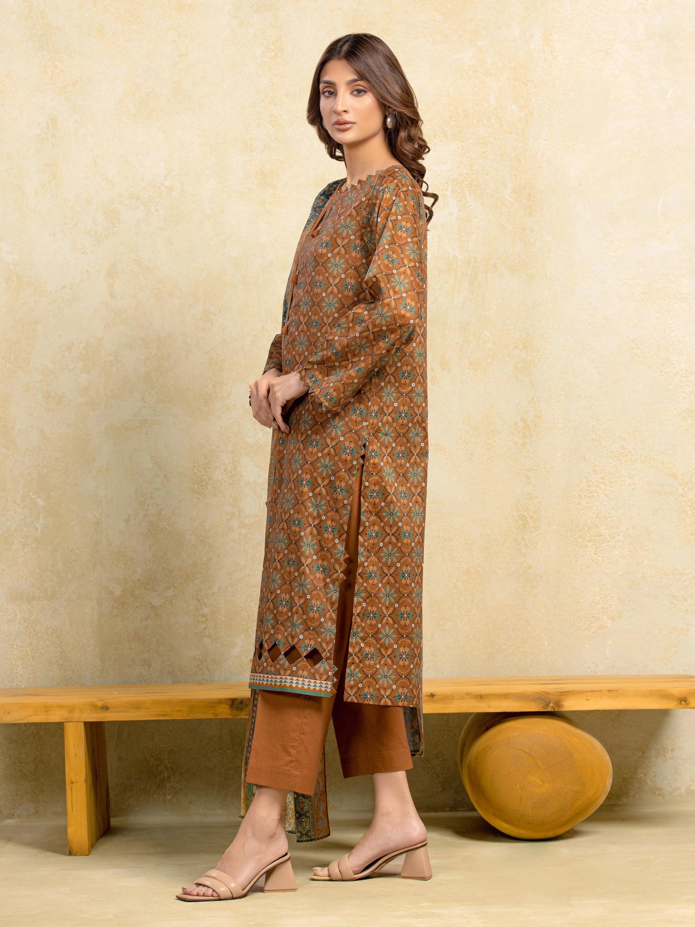 Unstitched Printed Khaddar Suit - EWU5A3-35988-3P - Image 5