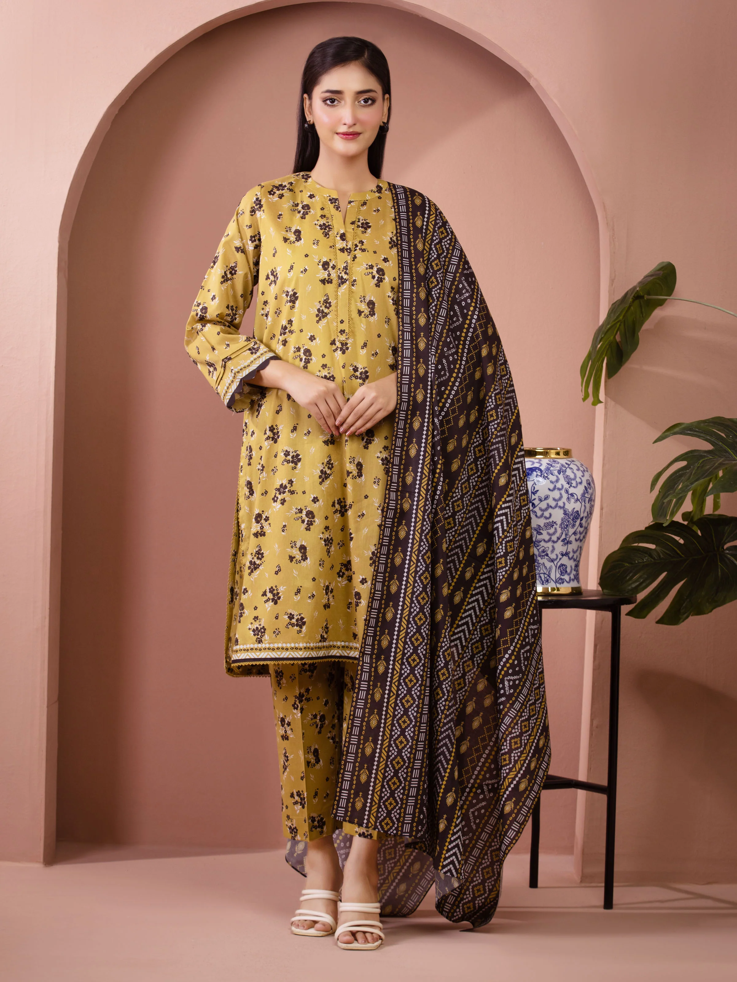 Unstitched Printed Lawn Suit - EWU5A1-35272-3P