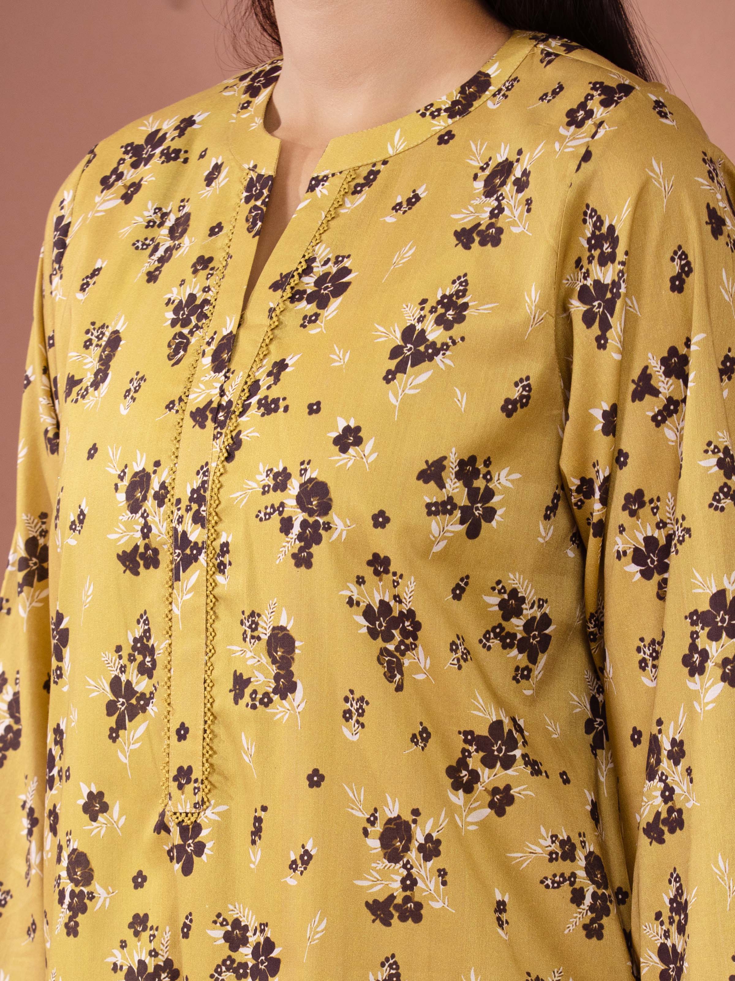 Unstitched Printed Lawn Suit - EWU5A1-35272-3P - Image 3