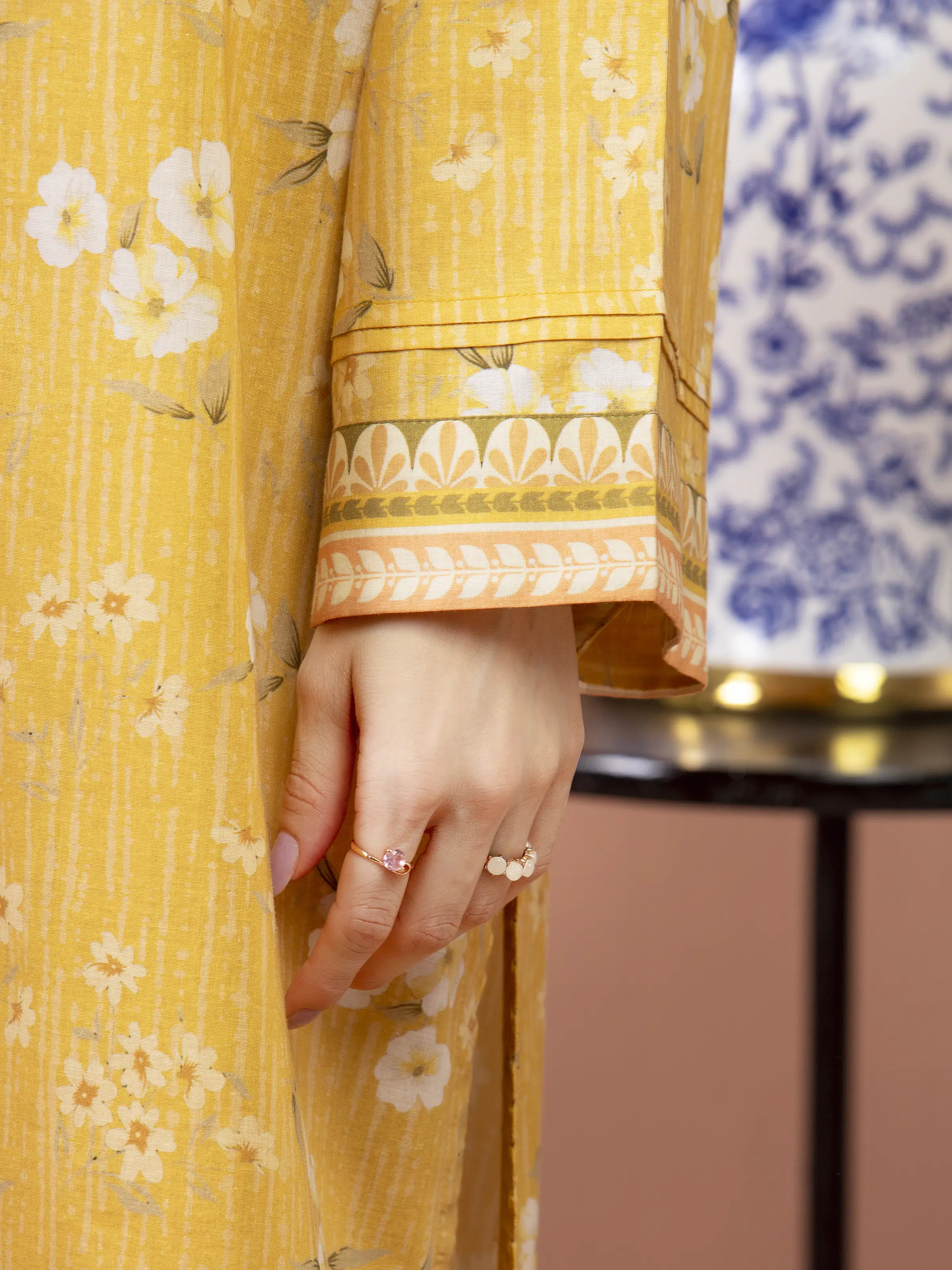 Unstitched Printed Lawn Suit - EWU5A1-35617-3P - Image 4