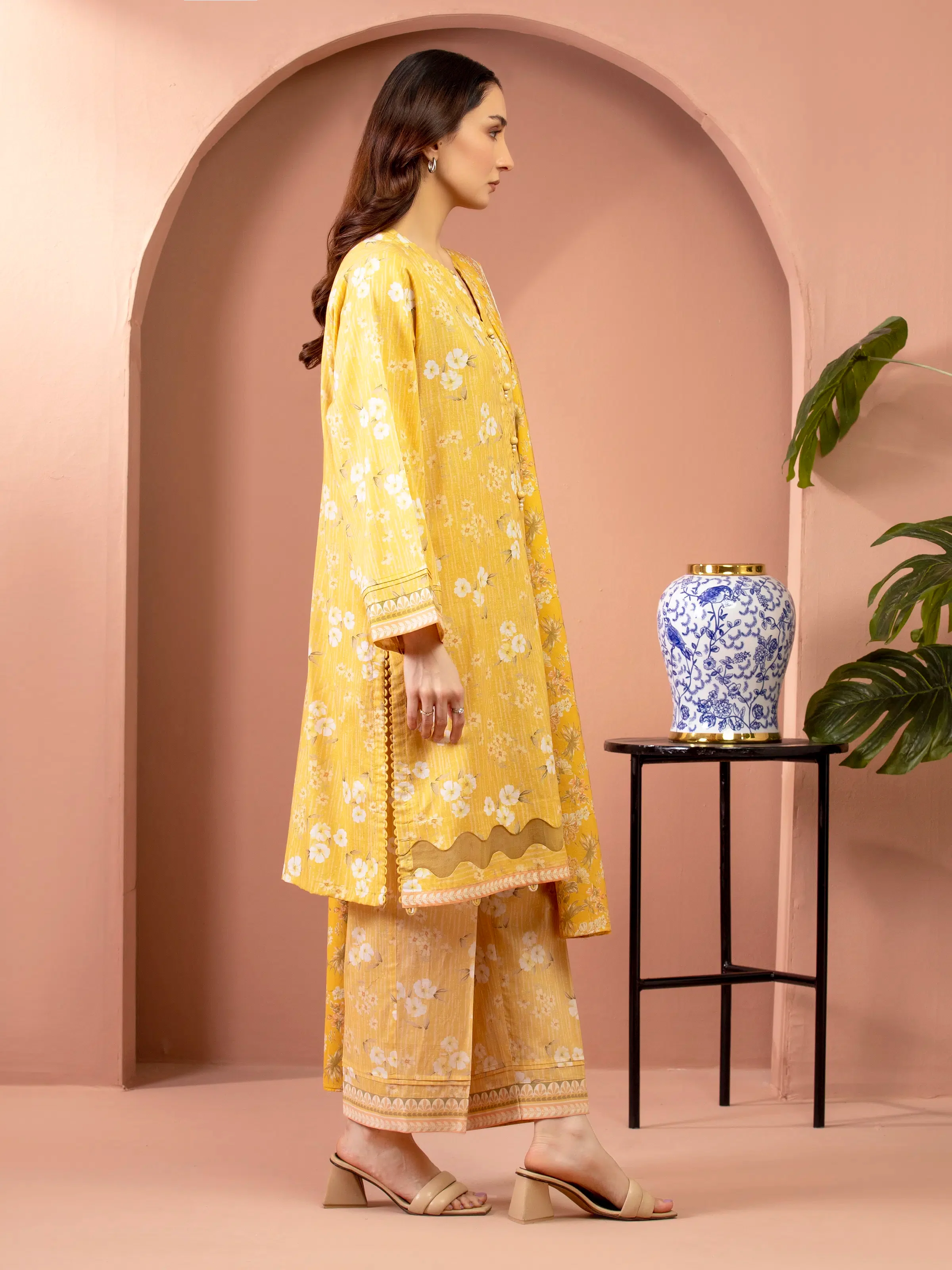 Unstitched Printed Lawn Suit - EWU5A1-35617-3P - Image 5