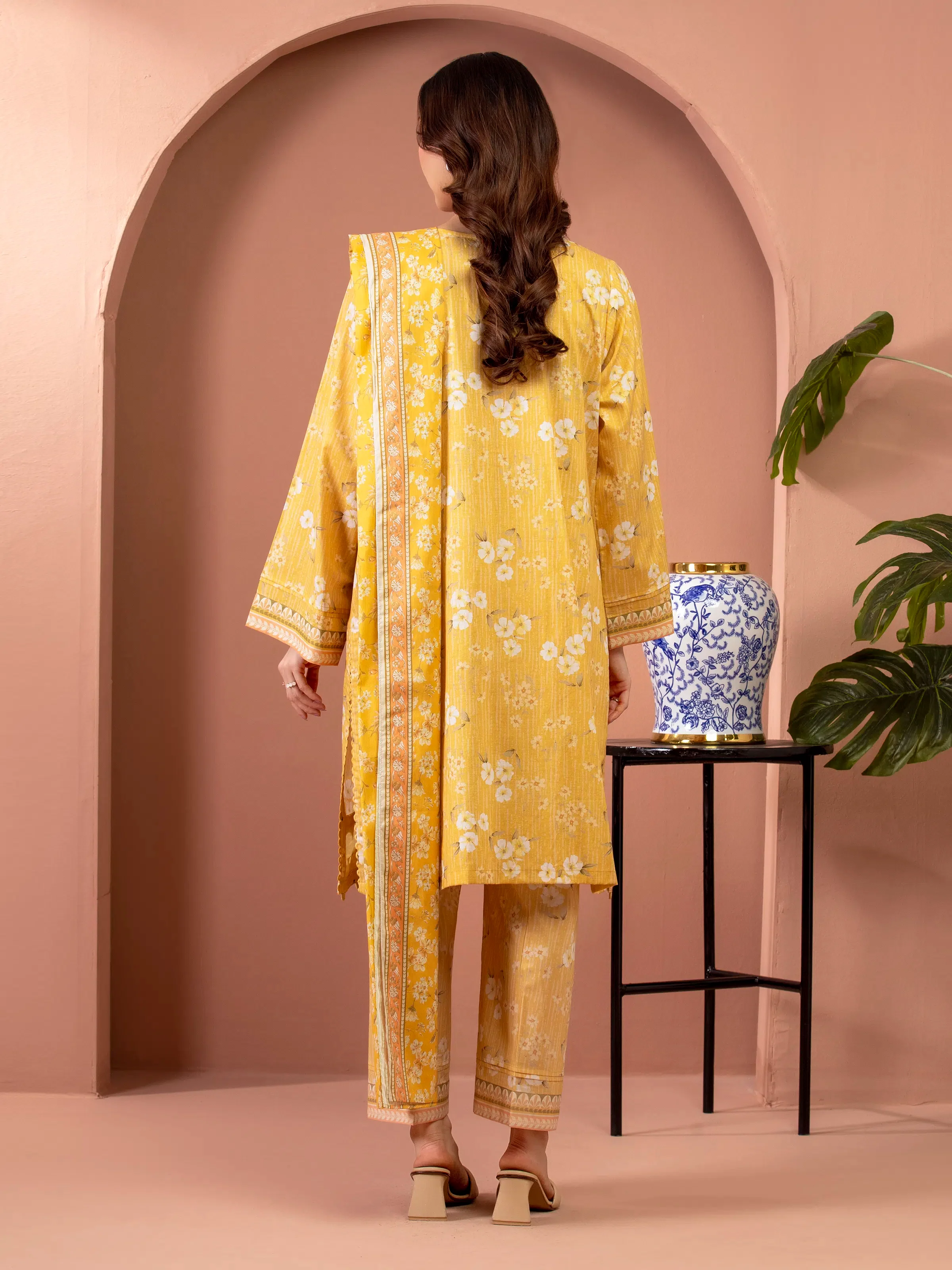 Unstitched Printed Lawn Suit - EWU5A1-35617-3P - Image 6