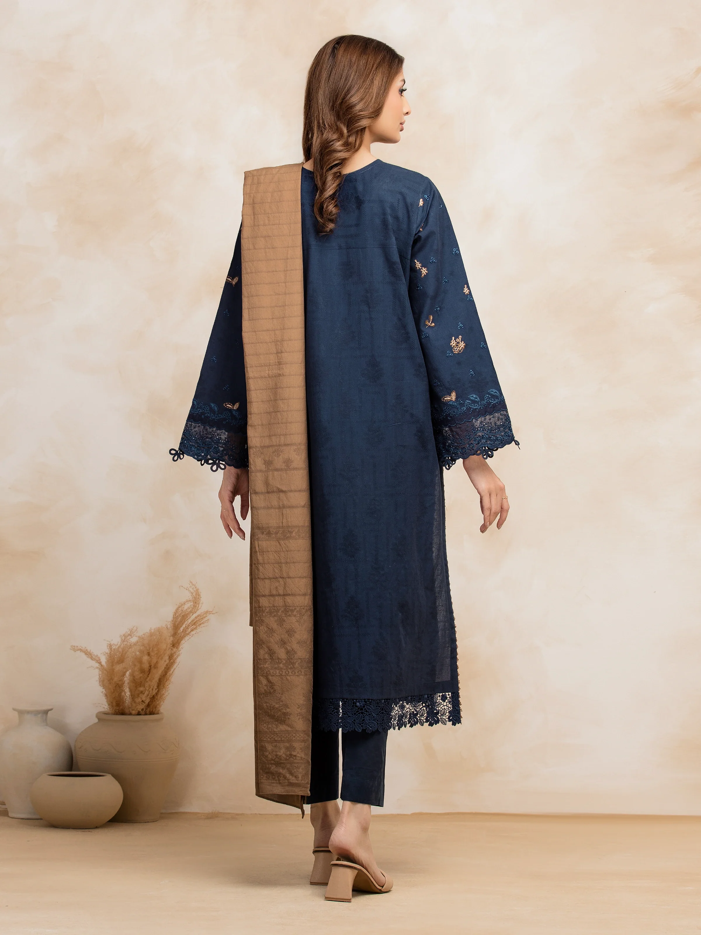 Unstitched Embroidered Jacquard Suit - EWU5V3-31151-3P - Image 2