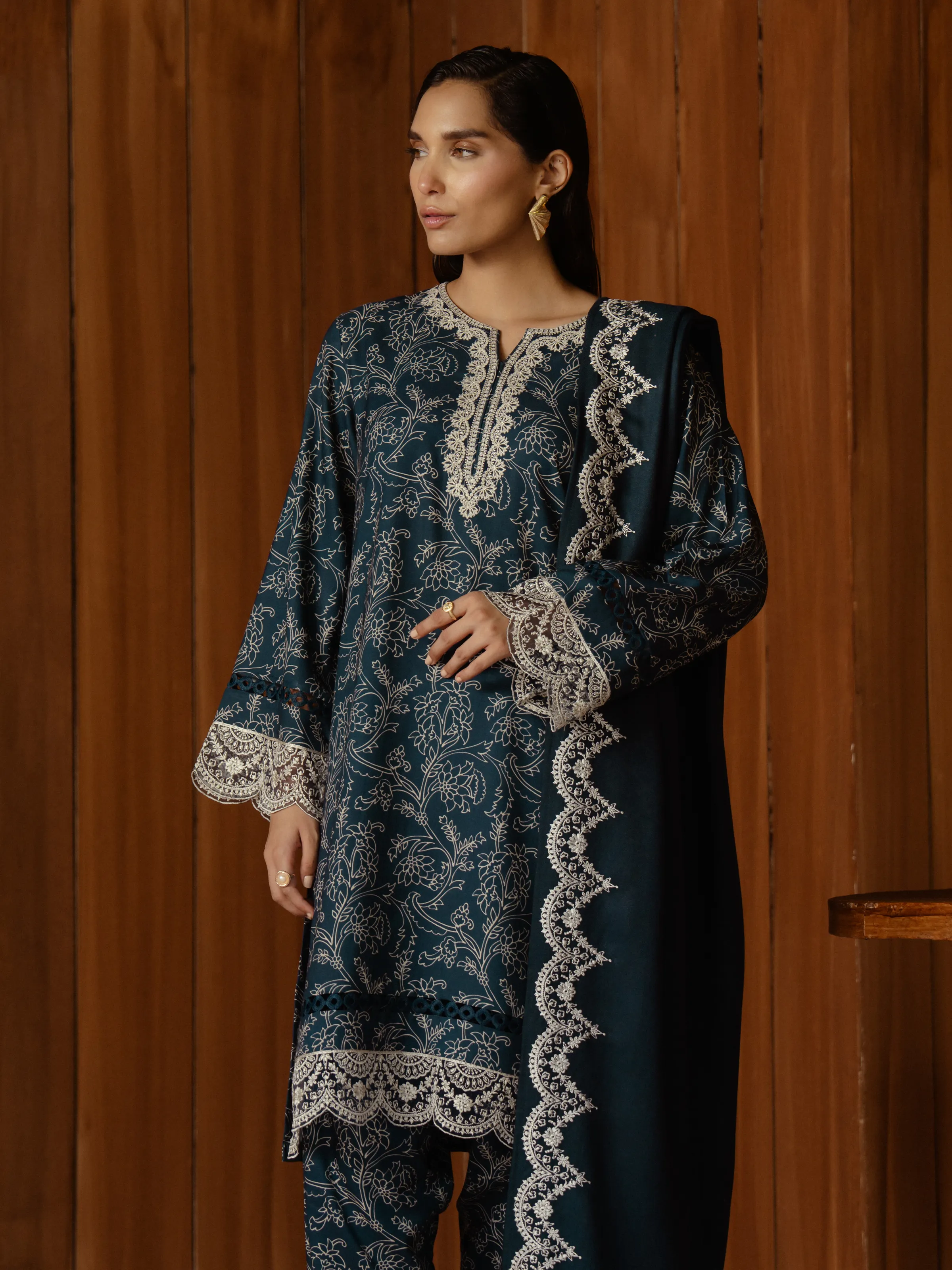 Unstitched Embroidered Marina Twill Suit - EWU24V14-30177-3P - Image 2