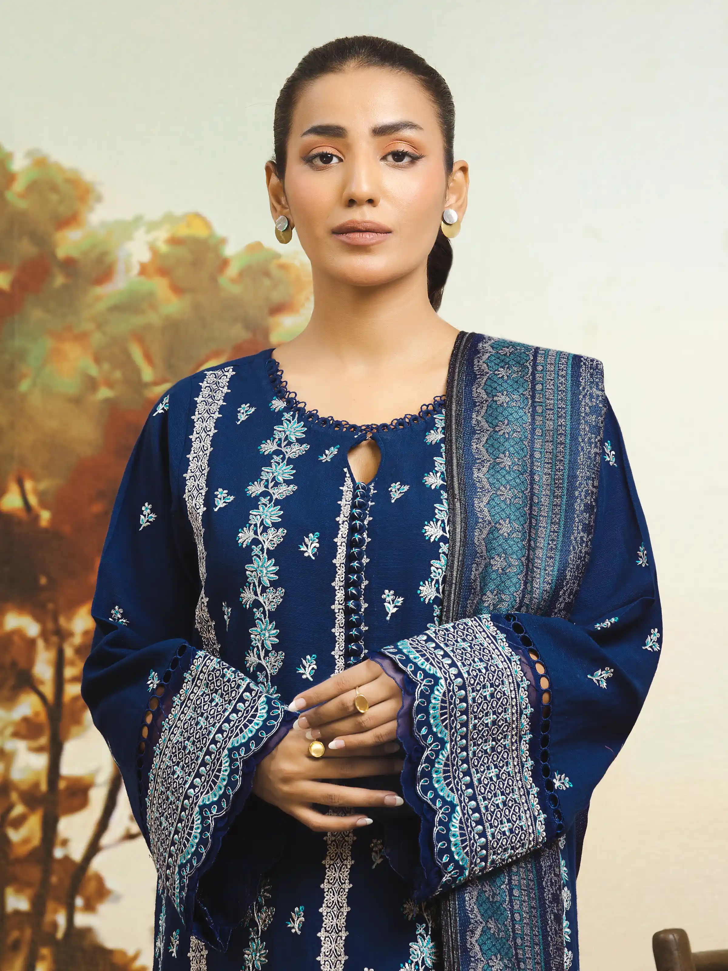 Unstitched Embroidered Marina Twill Suit - EWU24V14-30210-3P - Image 3