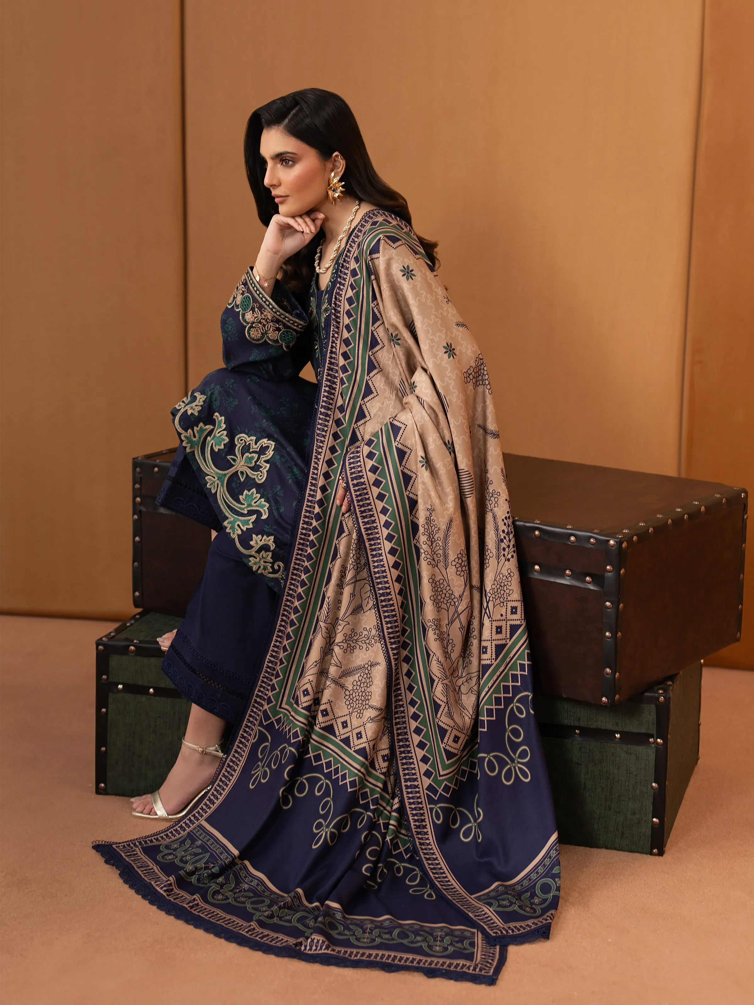 Unstitched Embroidered Twill Viscose Suit - EWU5V20-32082-3P - Image 5