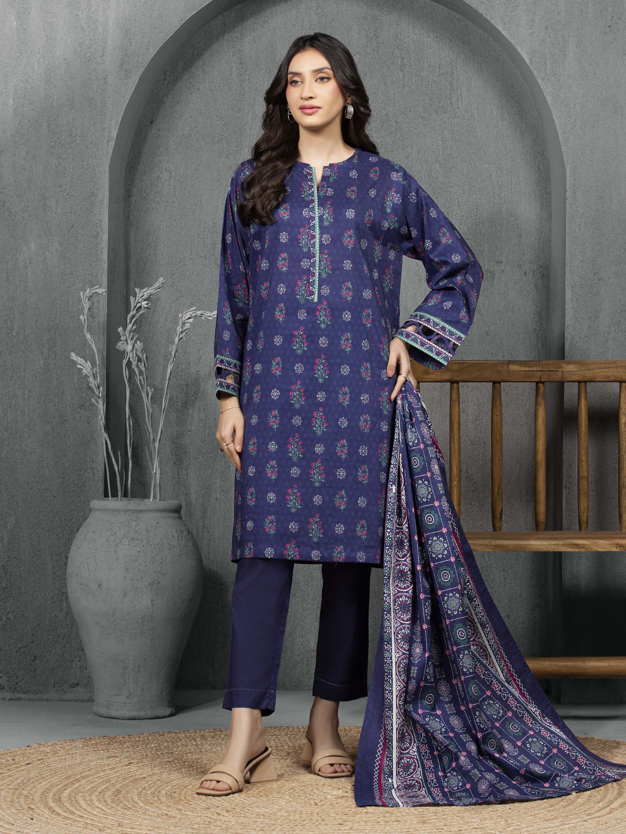 Unstitched Printed Cambric Suit - EWU5A2-35818-3P