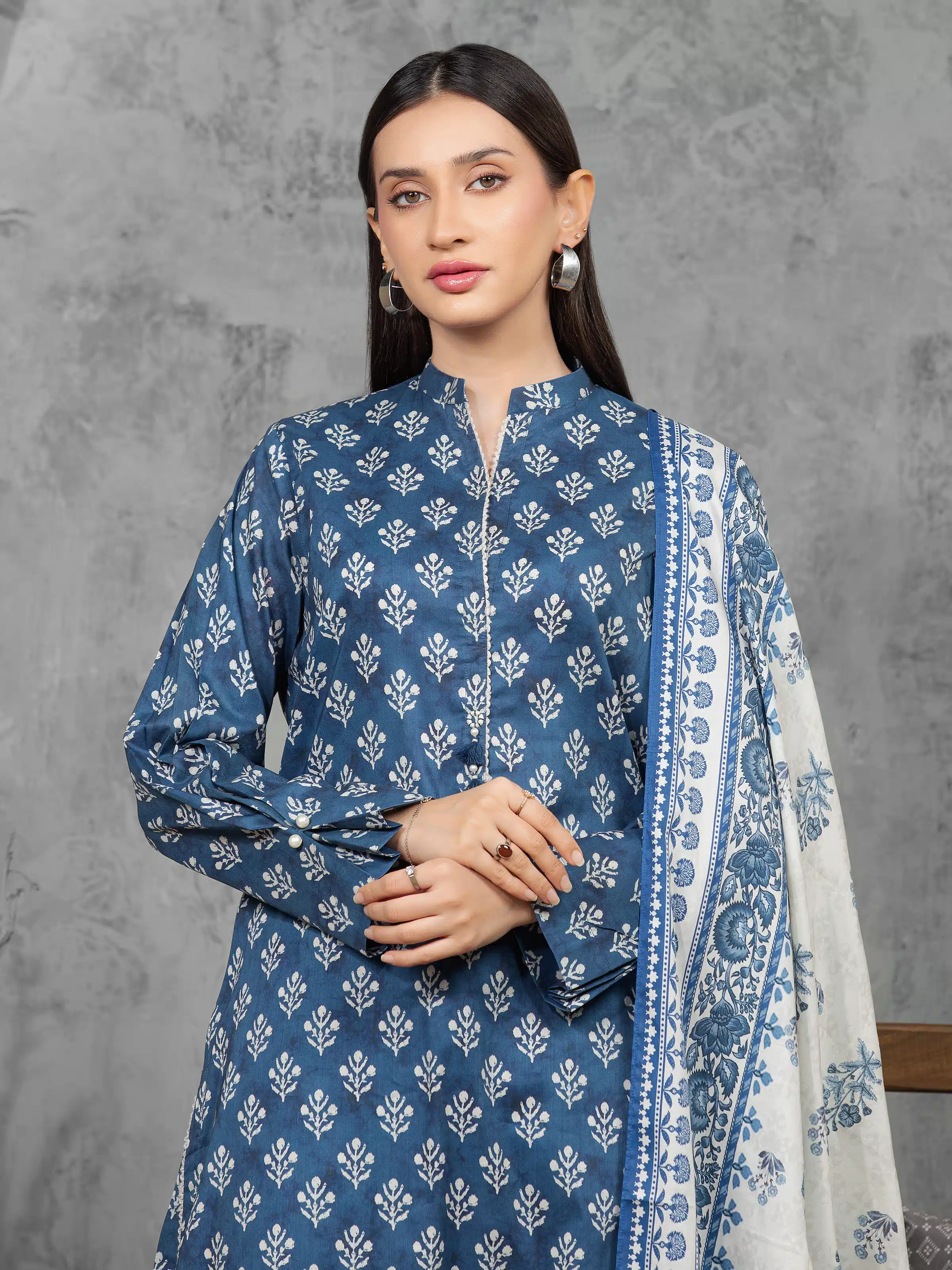 Unstitched Printed Cambric Suit - EWU5A2-35850-3P - Image 2