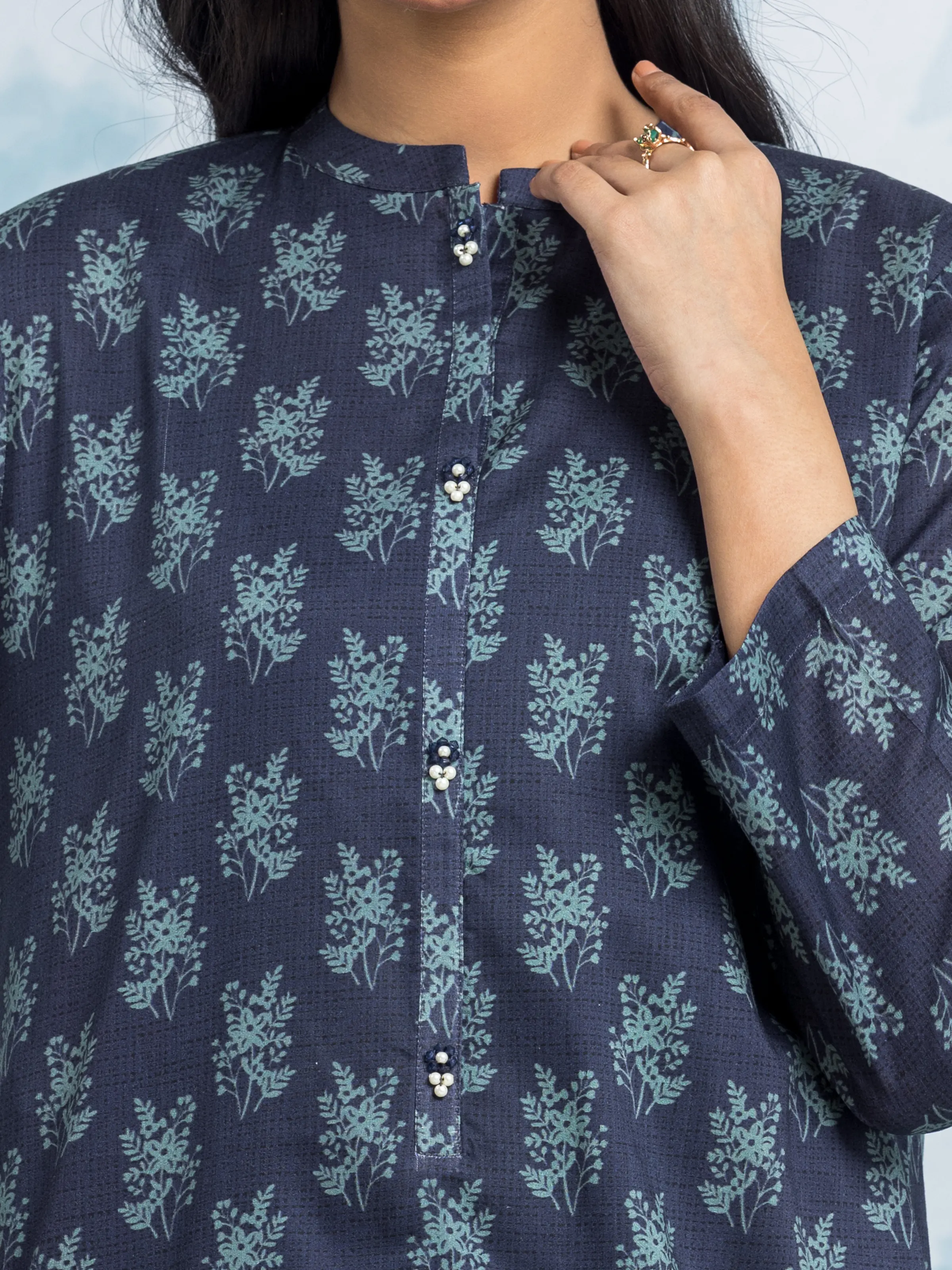 Unstitched Printed Khaddar Suit - EWU24A3-29710-3P - Image 4