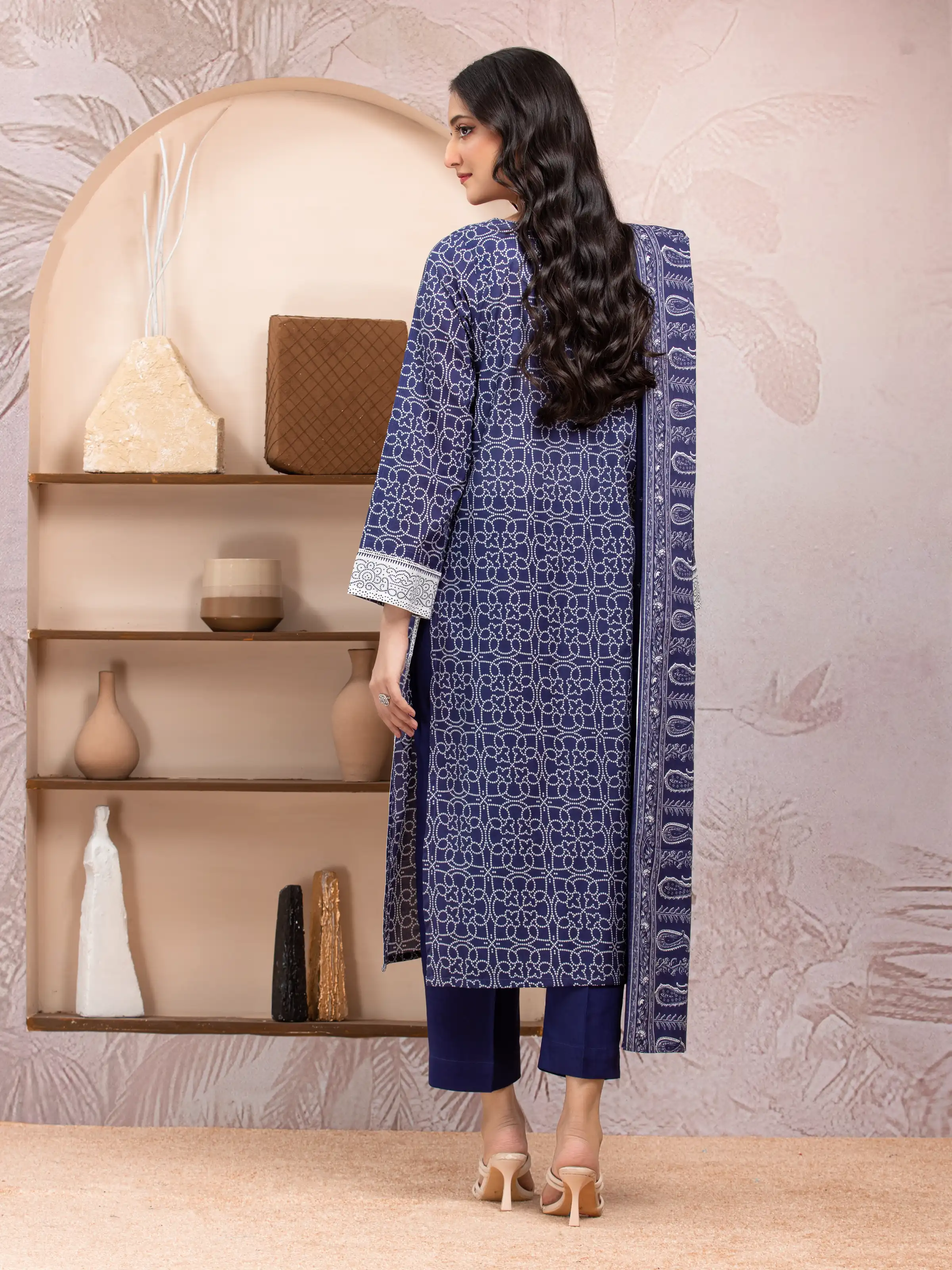 Unstitched Printed Lawn Suit - EWU5A1-35222-3P - Image 2