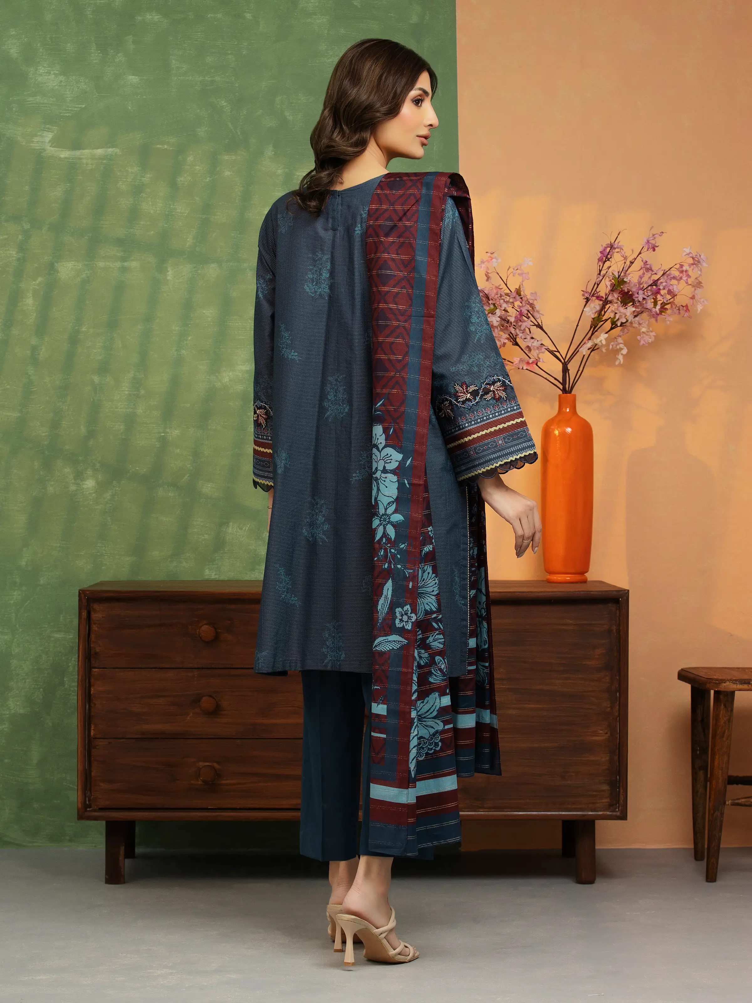 Unstitched Embroidered Zari Lawn Suit - EWU5V1-31195-3P - Image 2