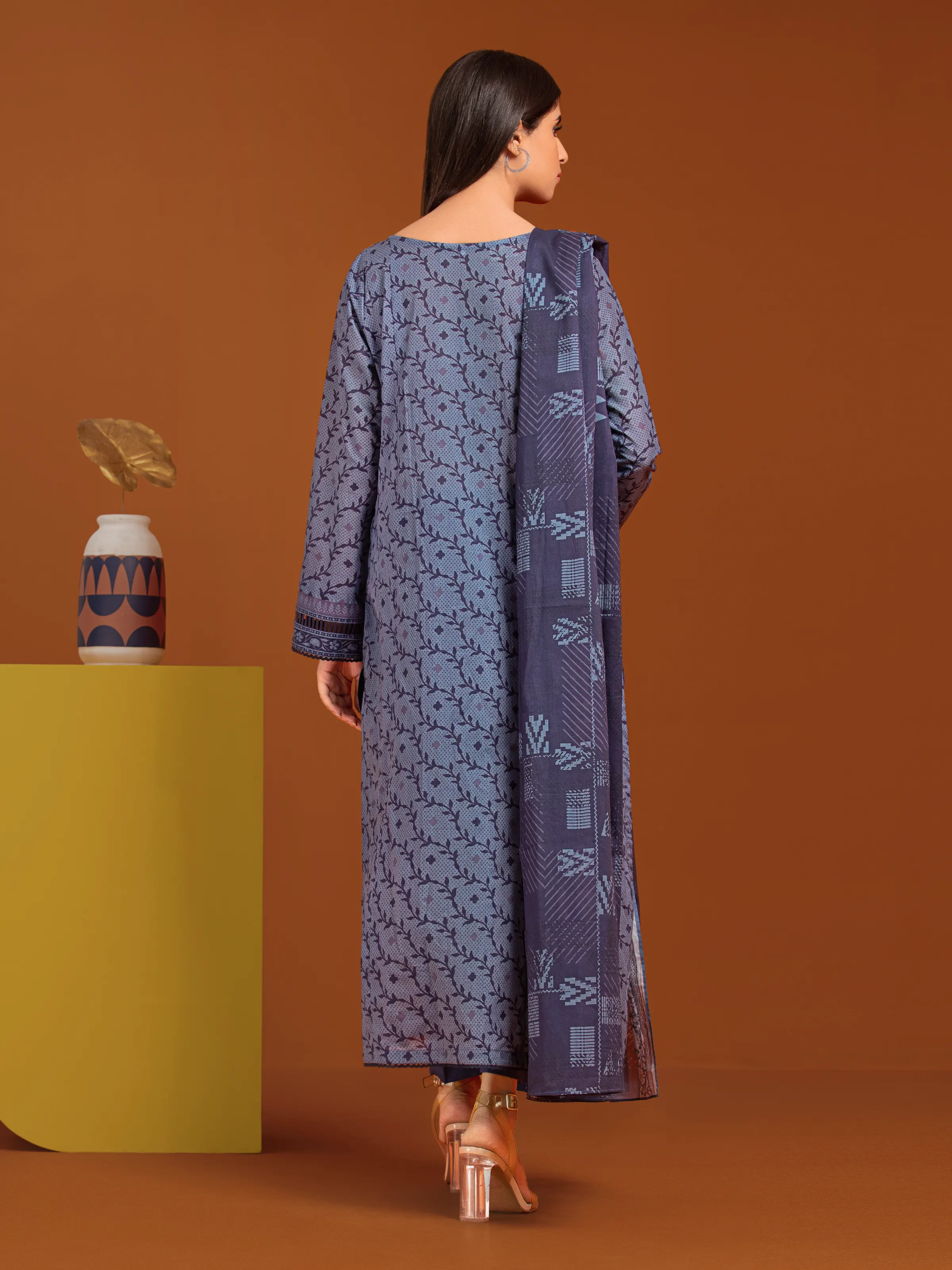 Unstitched Printed Cambric Suit - EWU24A2-27123-3P - Image 3