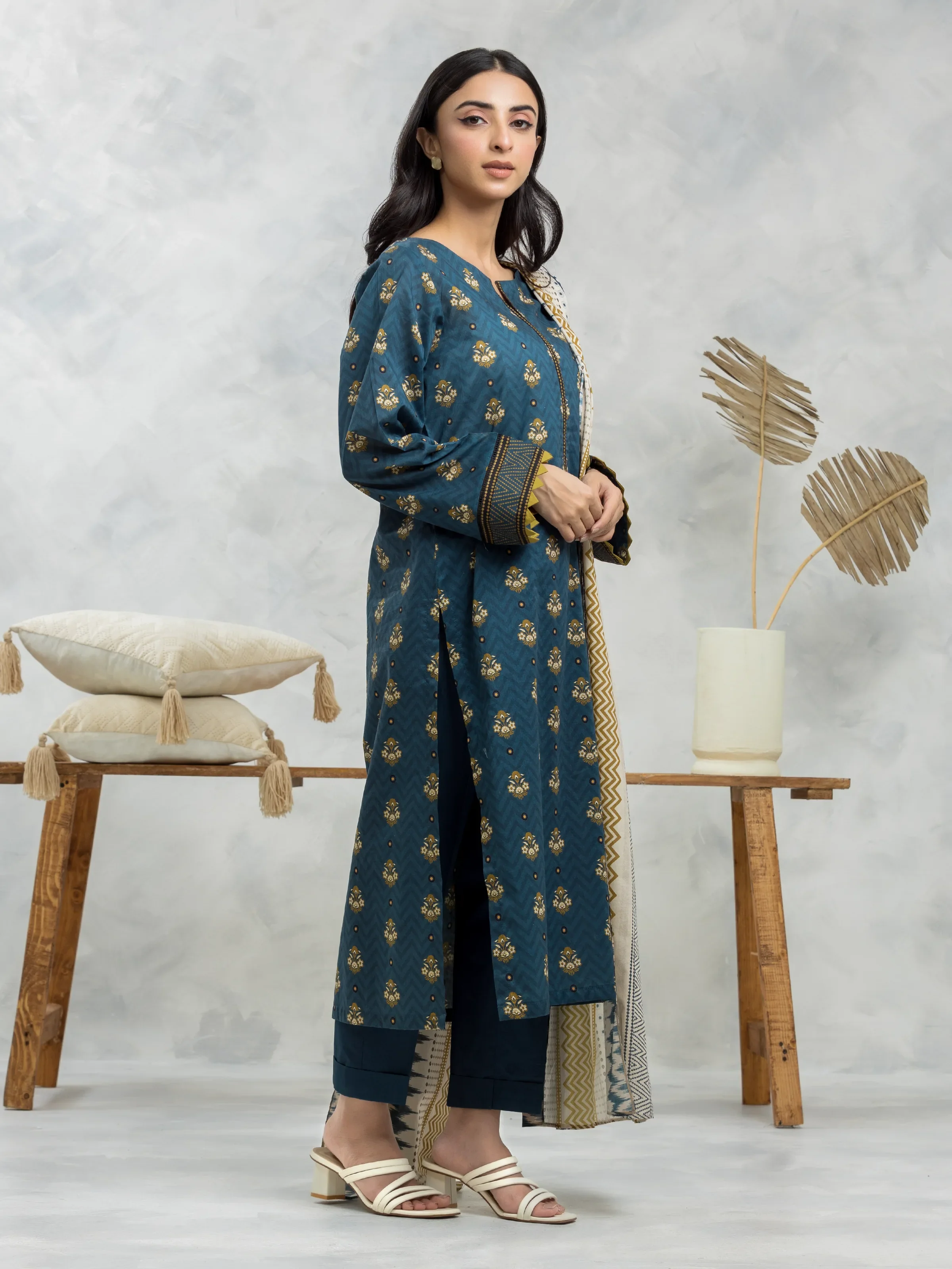 Unstitched Printed Cambric Suit - EWU24A2-28097-3P - Image 2