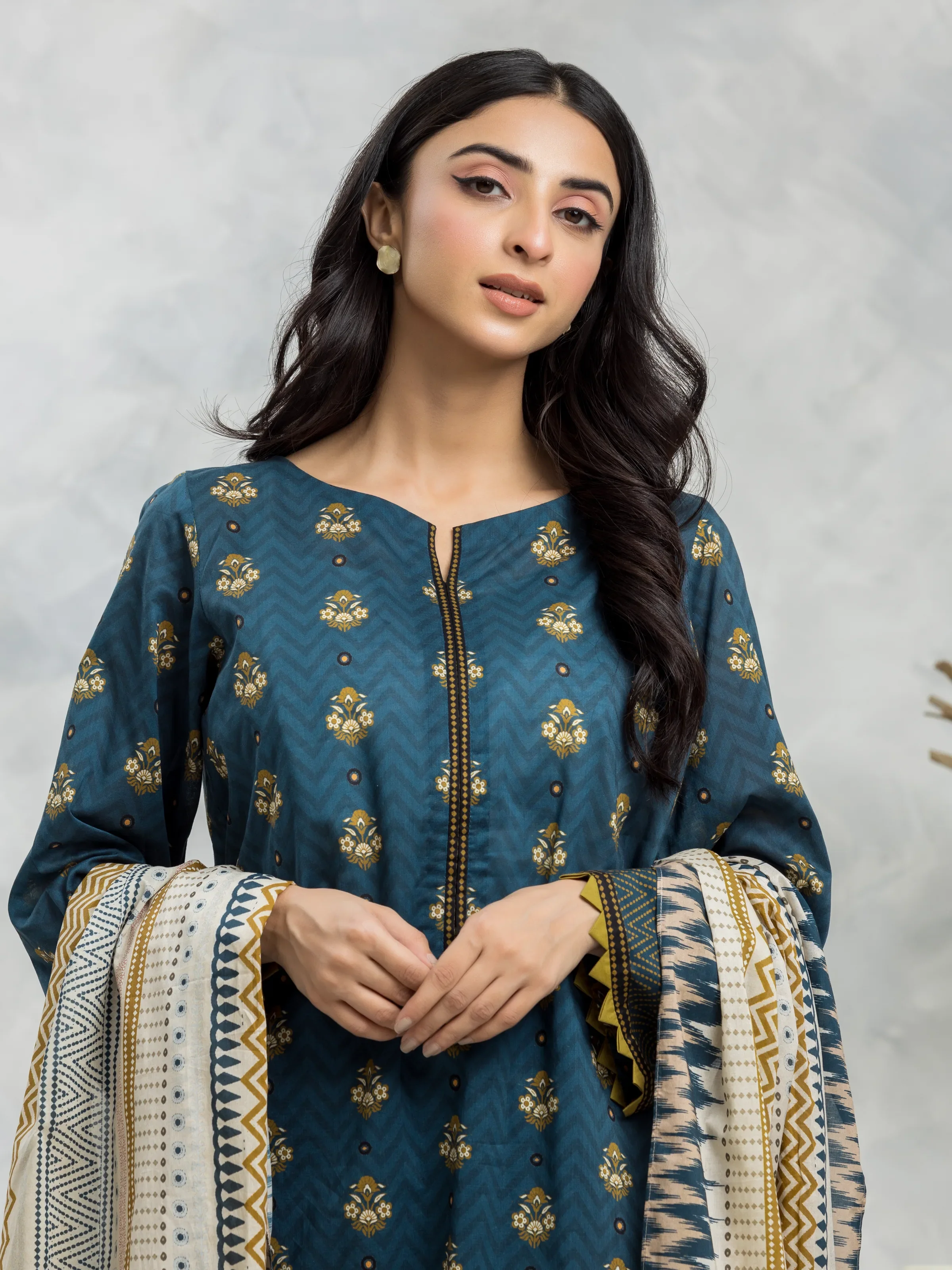 Unstitched Printed Cambric Suit - EWU24A2-28097-3P - Image 4