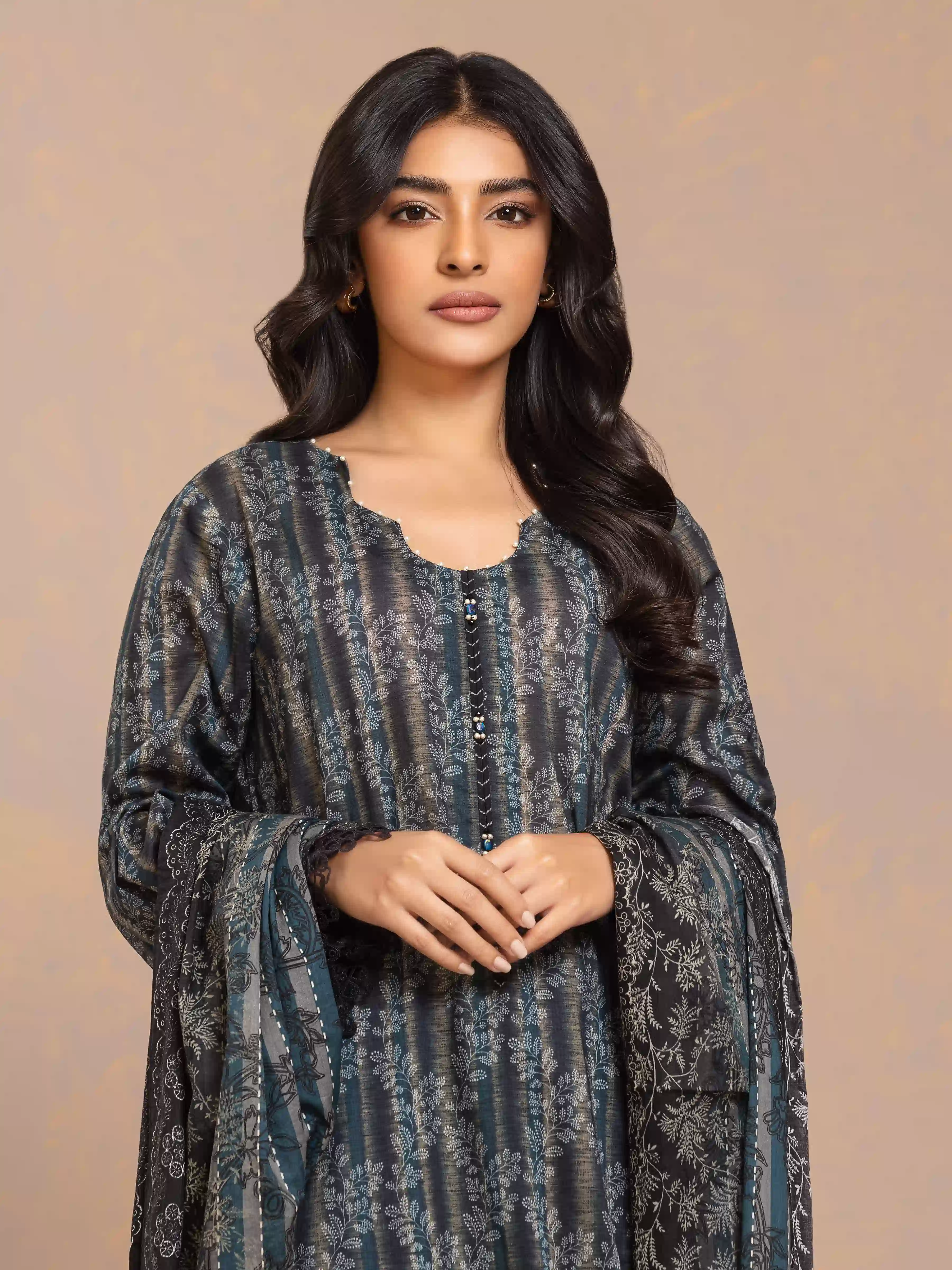 Unstitched Printed Khaddar Suit - EWU24A3-29501-3P - Image 4