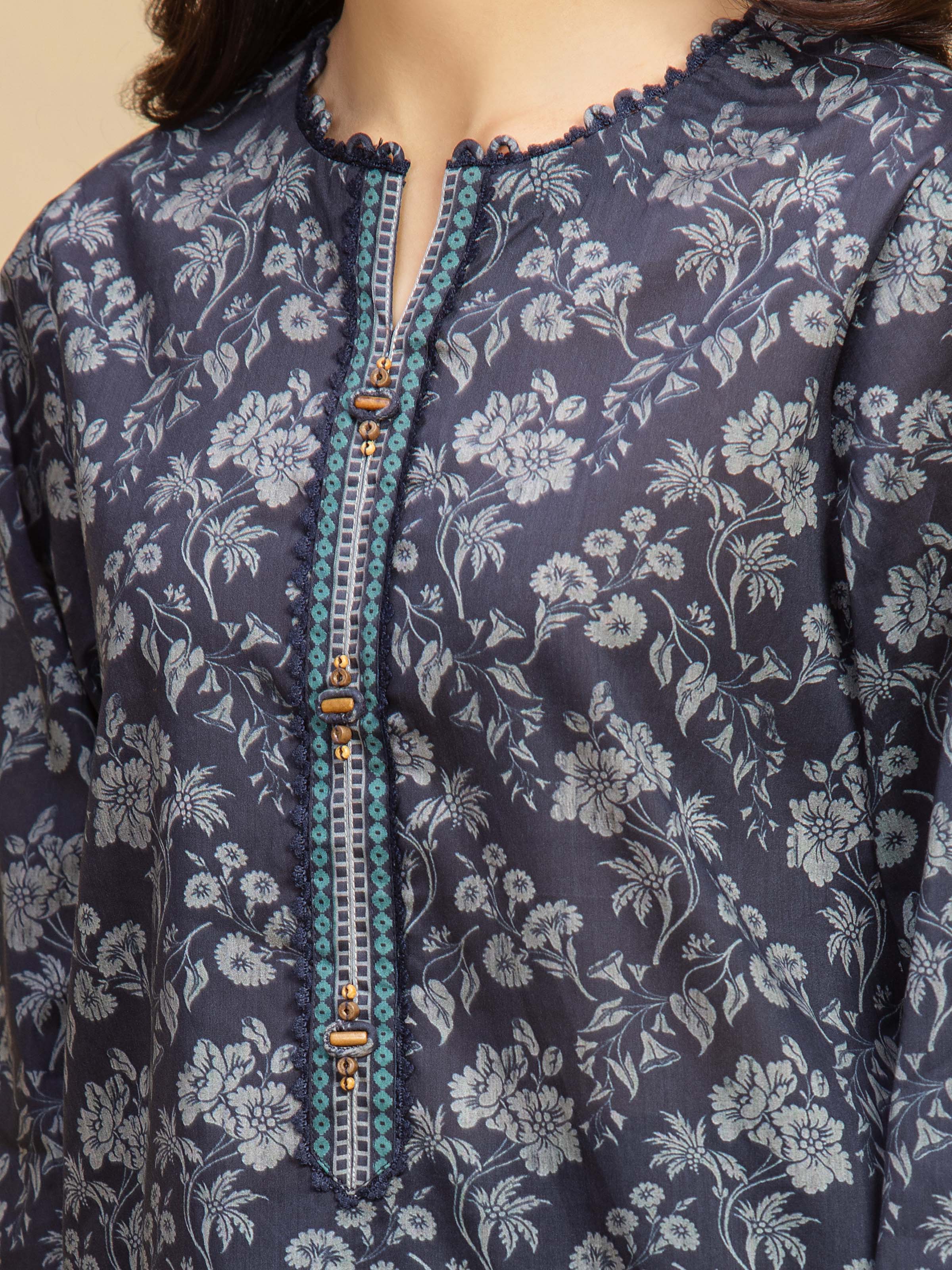 Unstitched Printed Khaddar Suit - EWU5A3-36124-3P - Image 3