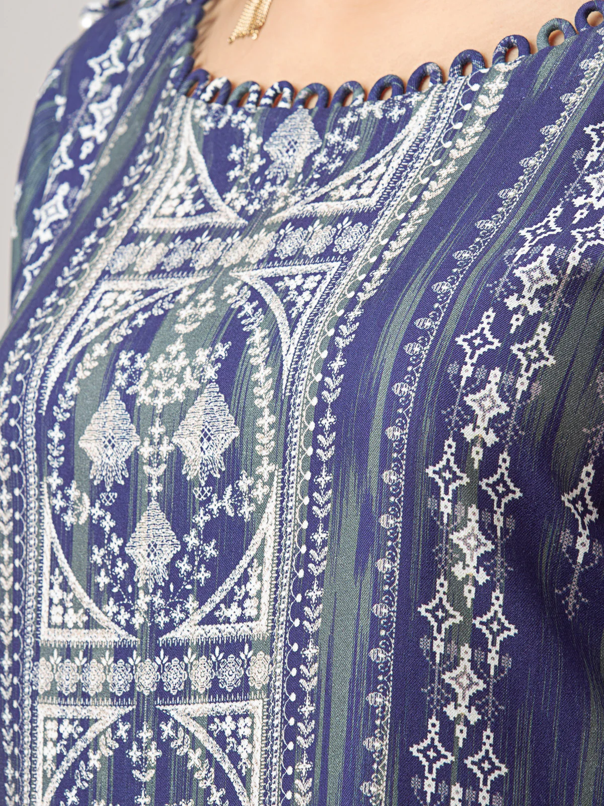 Unstitched Printed Viscose Suit - EWU22A4-24024XXL - Image 6