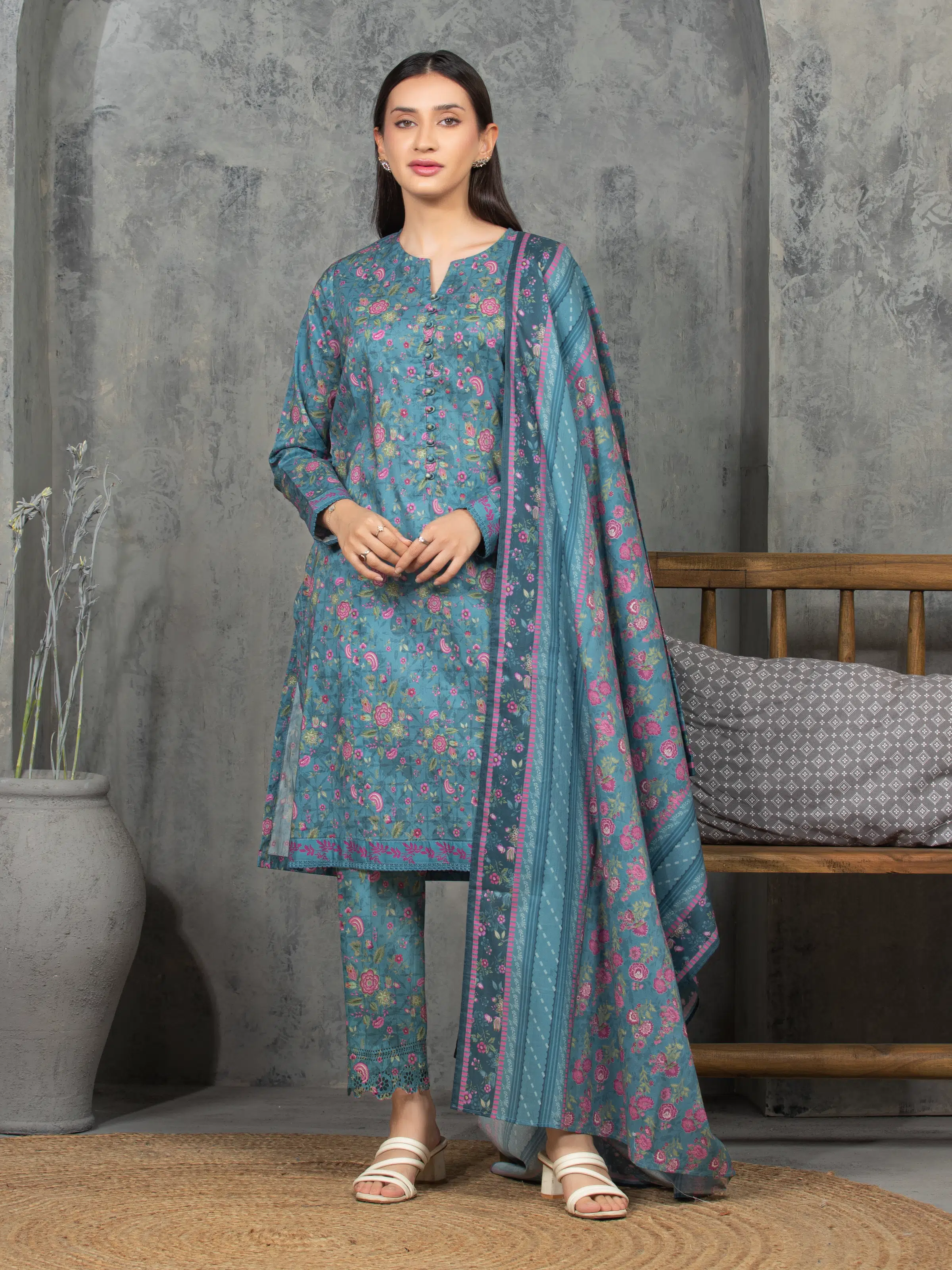 Unstitched Printed Cambric Suit - EWU5A2-35844-3P