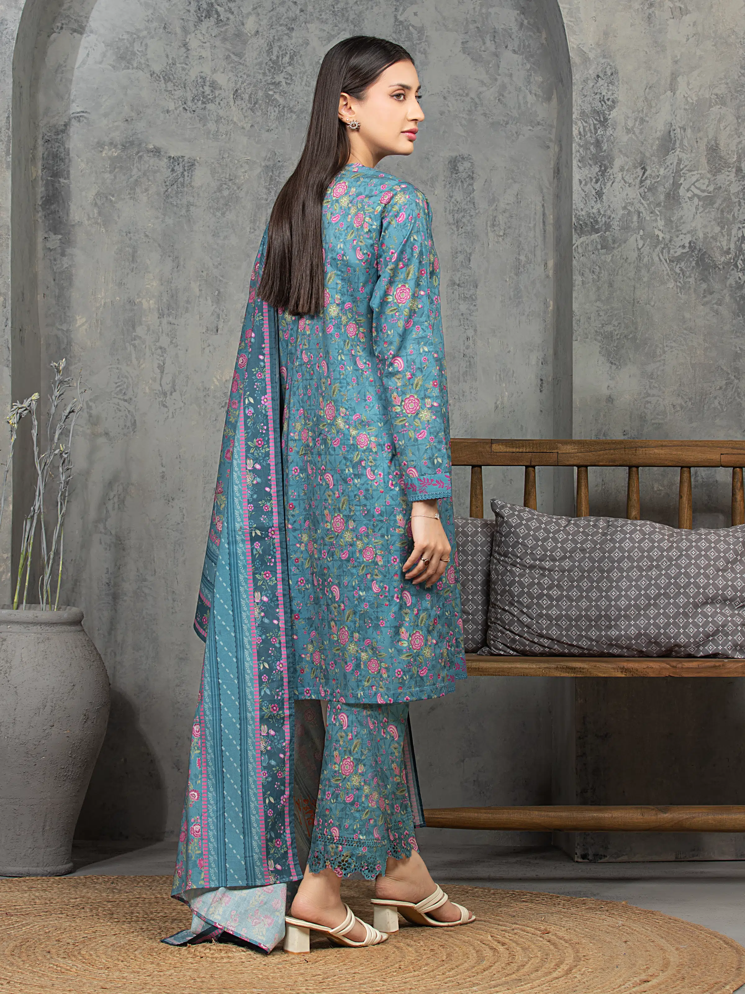 Unstitched Printed Cambric Suit - EWU5A2-35844-3P - Image 6