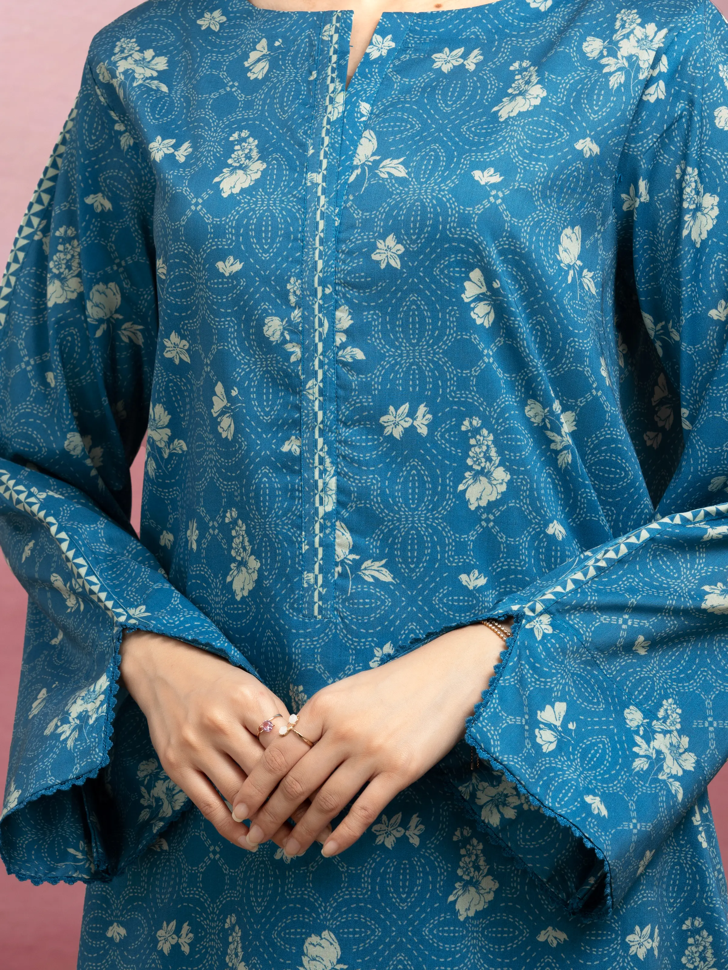 Unstitched Printed Lawn Suit - EWU5A1-35051-3P - Image 3