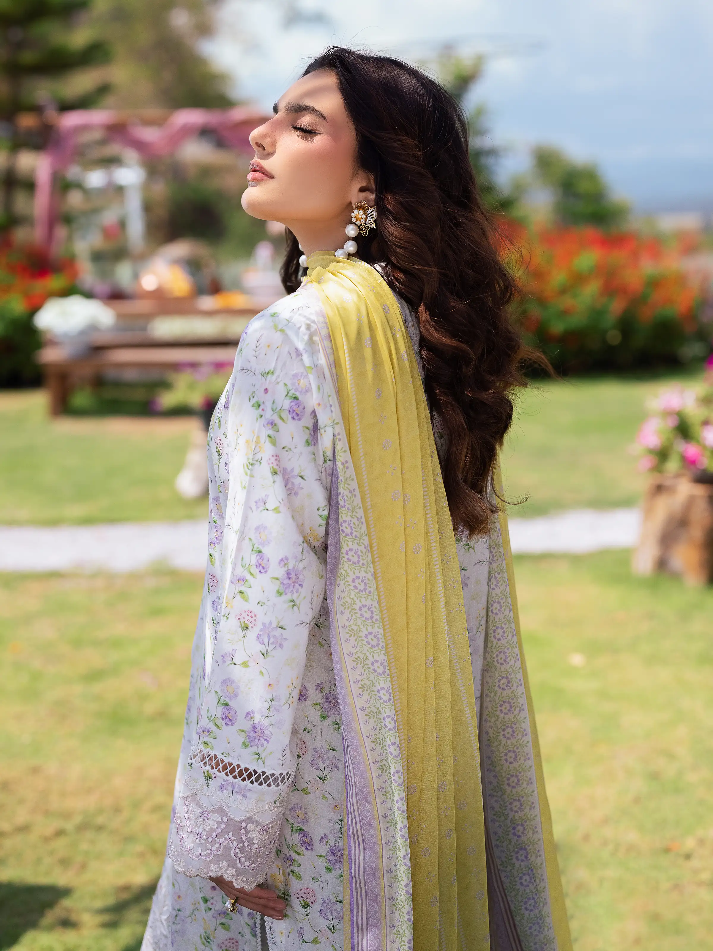Unstitched Embroidered Lawn Suit - EWU5V1-31440-3P - Image 5