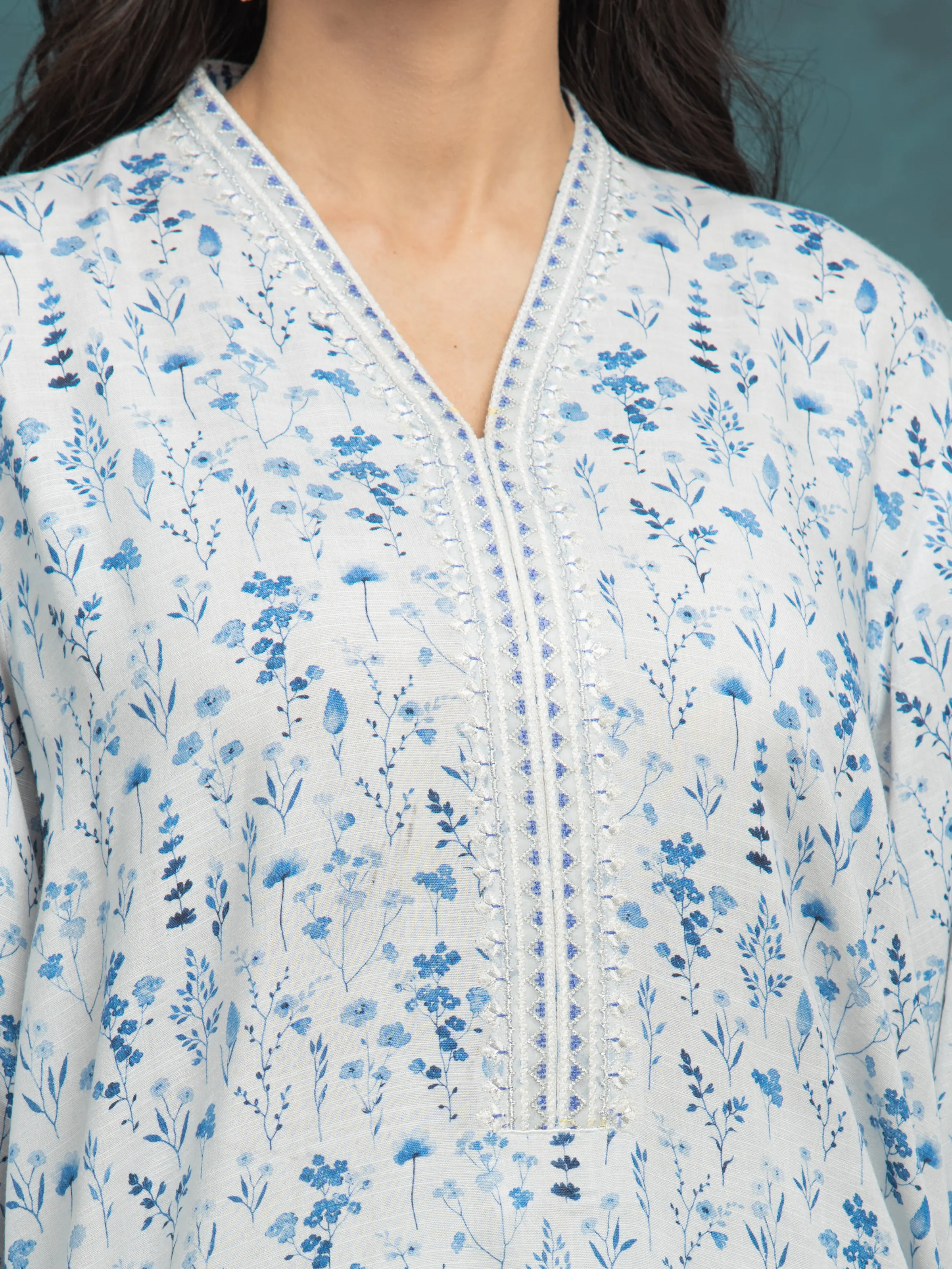 Unstitched Embroidered Raw Silk Suit - EWU5V16-30217-3P - Image 3