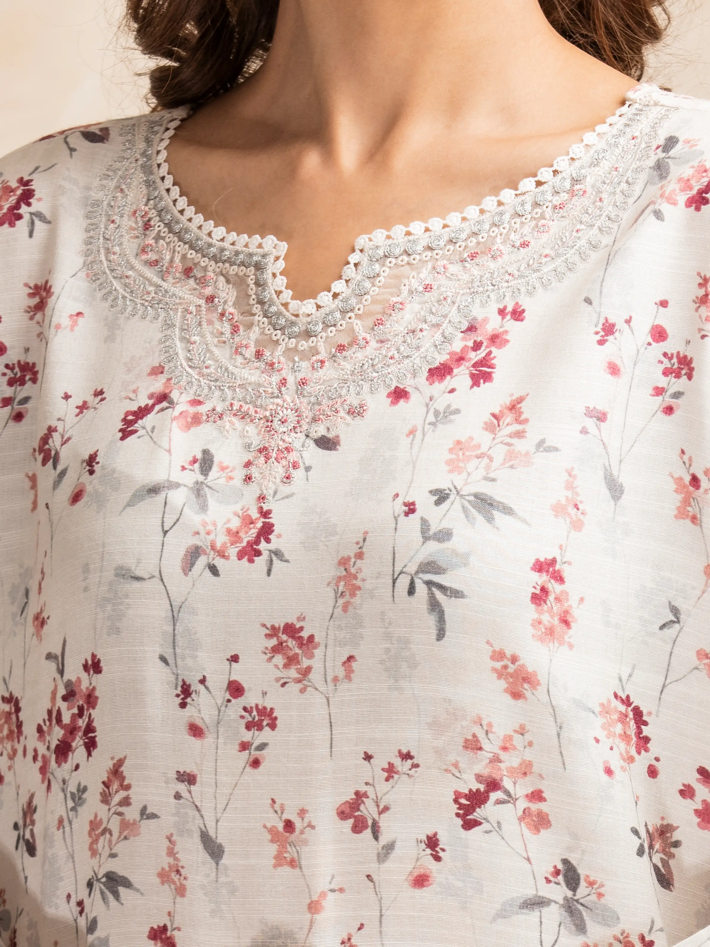 Unstitched Embroidered Raw Silk Suit - EWU5V16-30221-3P - Image 4