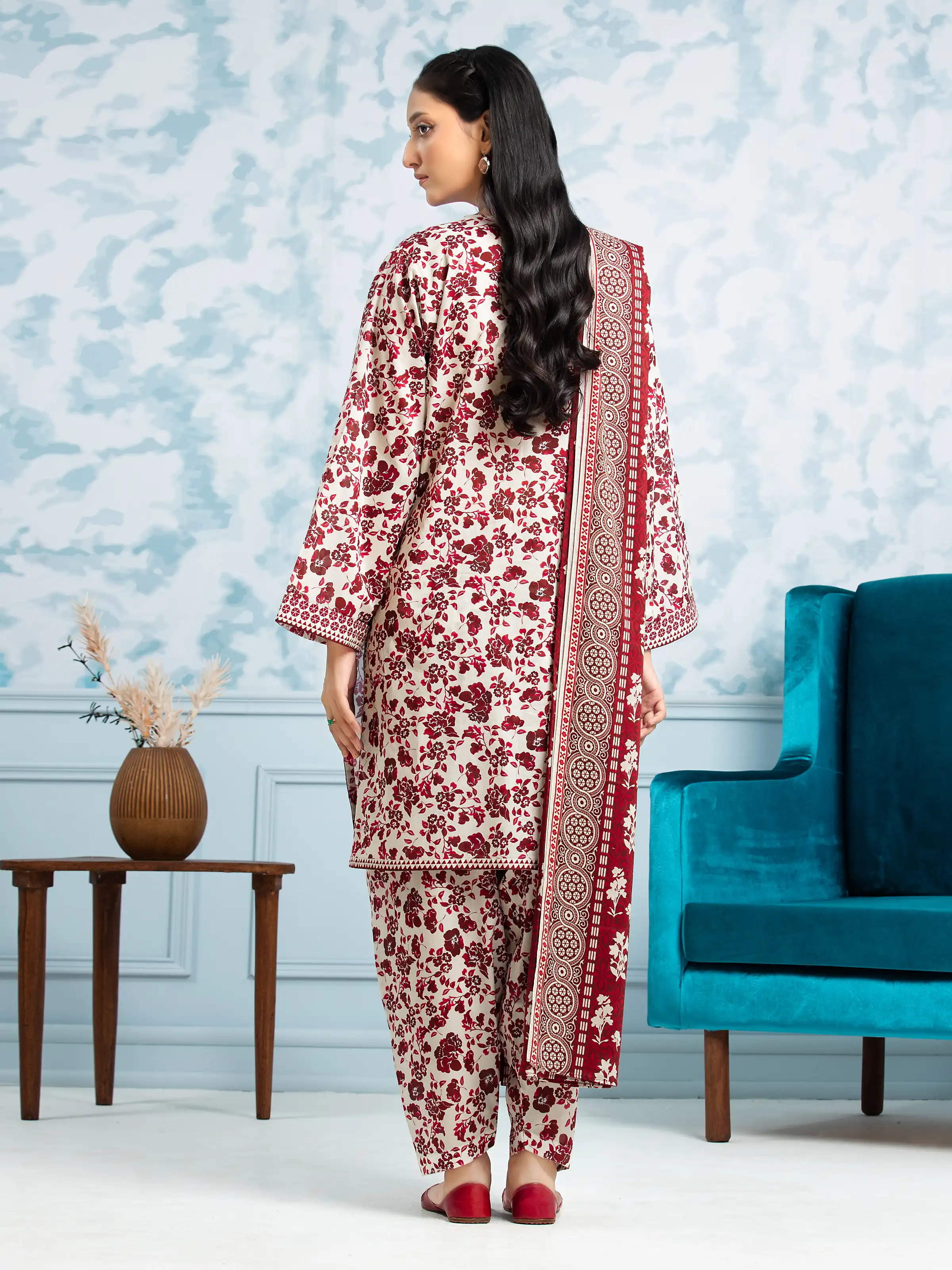 Unstitched Printed Khaddar Suit - EWU24A3-29706-3P - Image 4