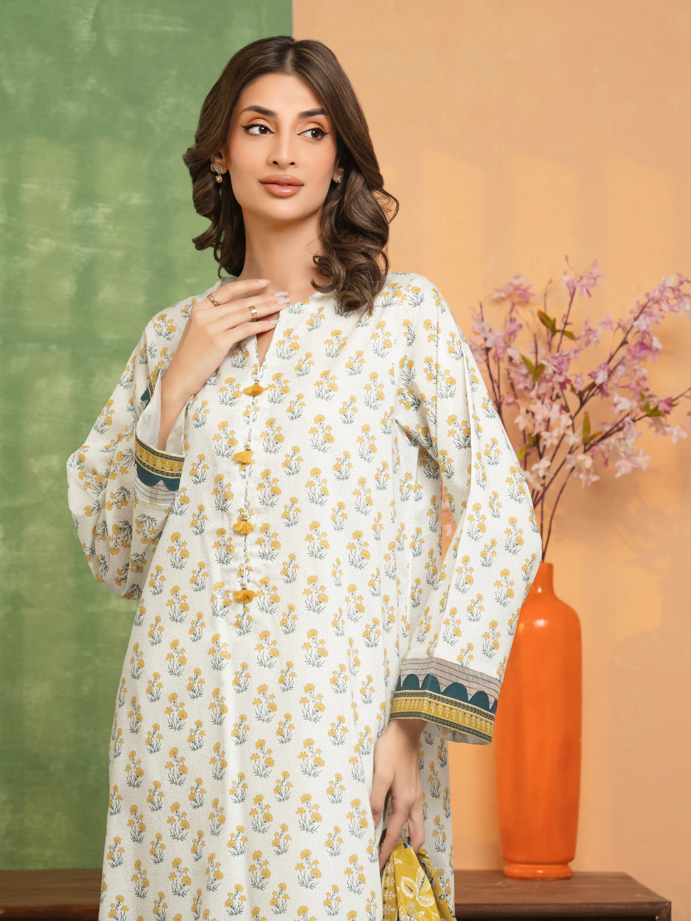Unstitched Printed Lawn Suit - EWU6A1-36513-3P - Image 2