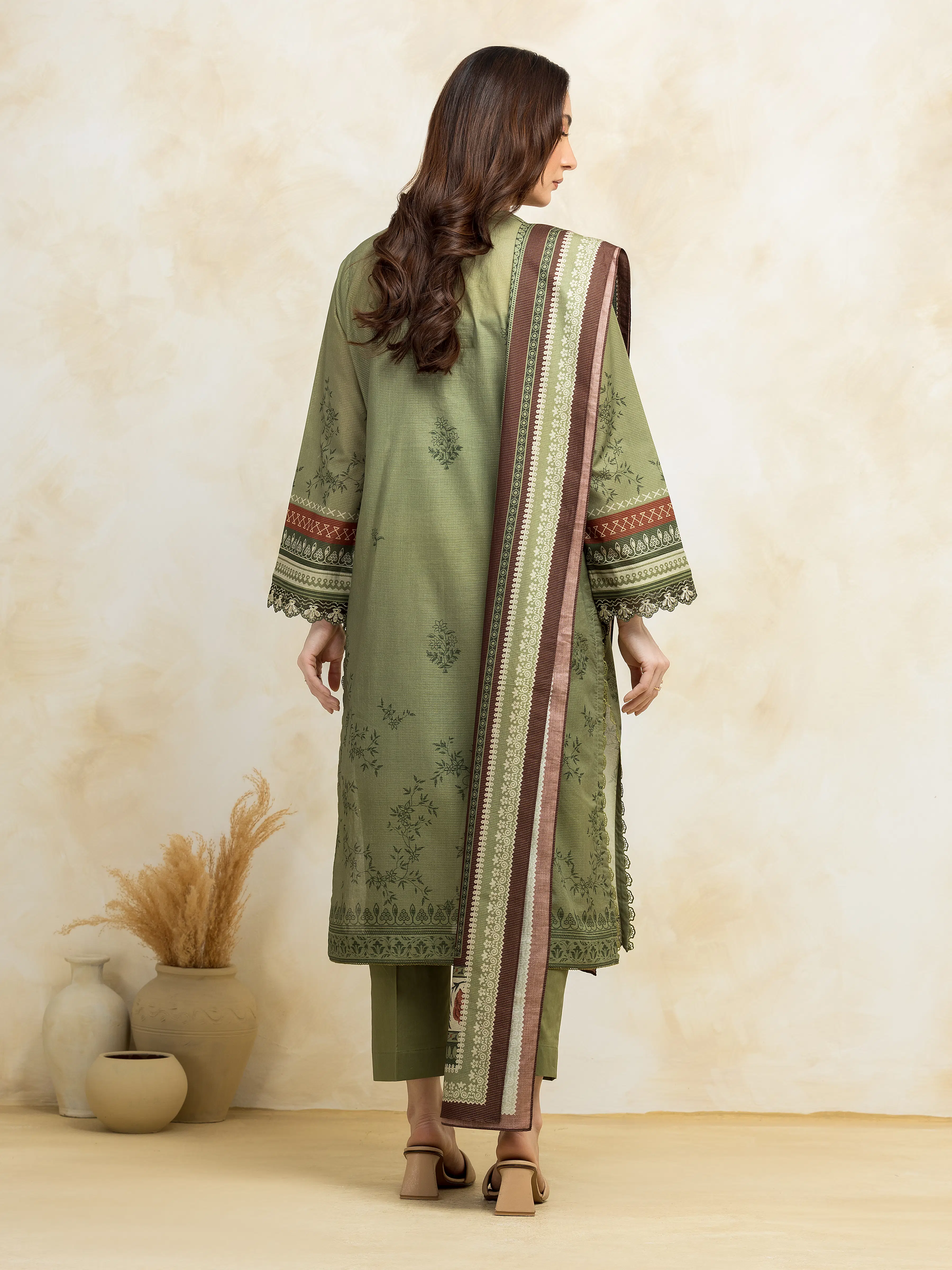 Unstitched Embroidered Lawn Suit - EWU5V1-31190-3P - Image 2