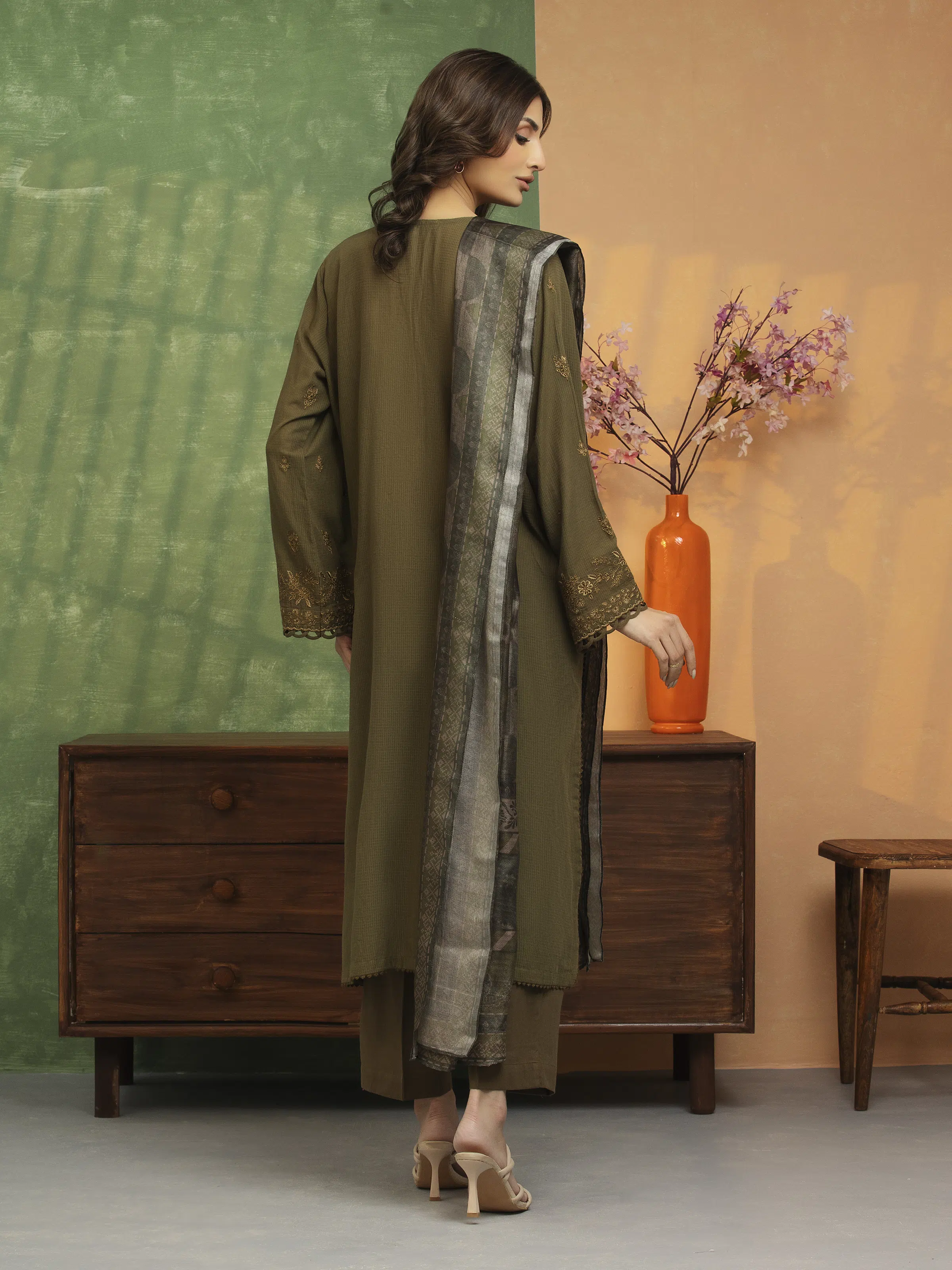 Unstitched Embroidered Lawn Suit - EWU5V1-31228-3P - Image 2