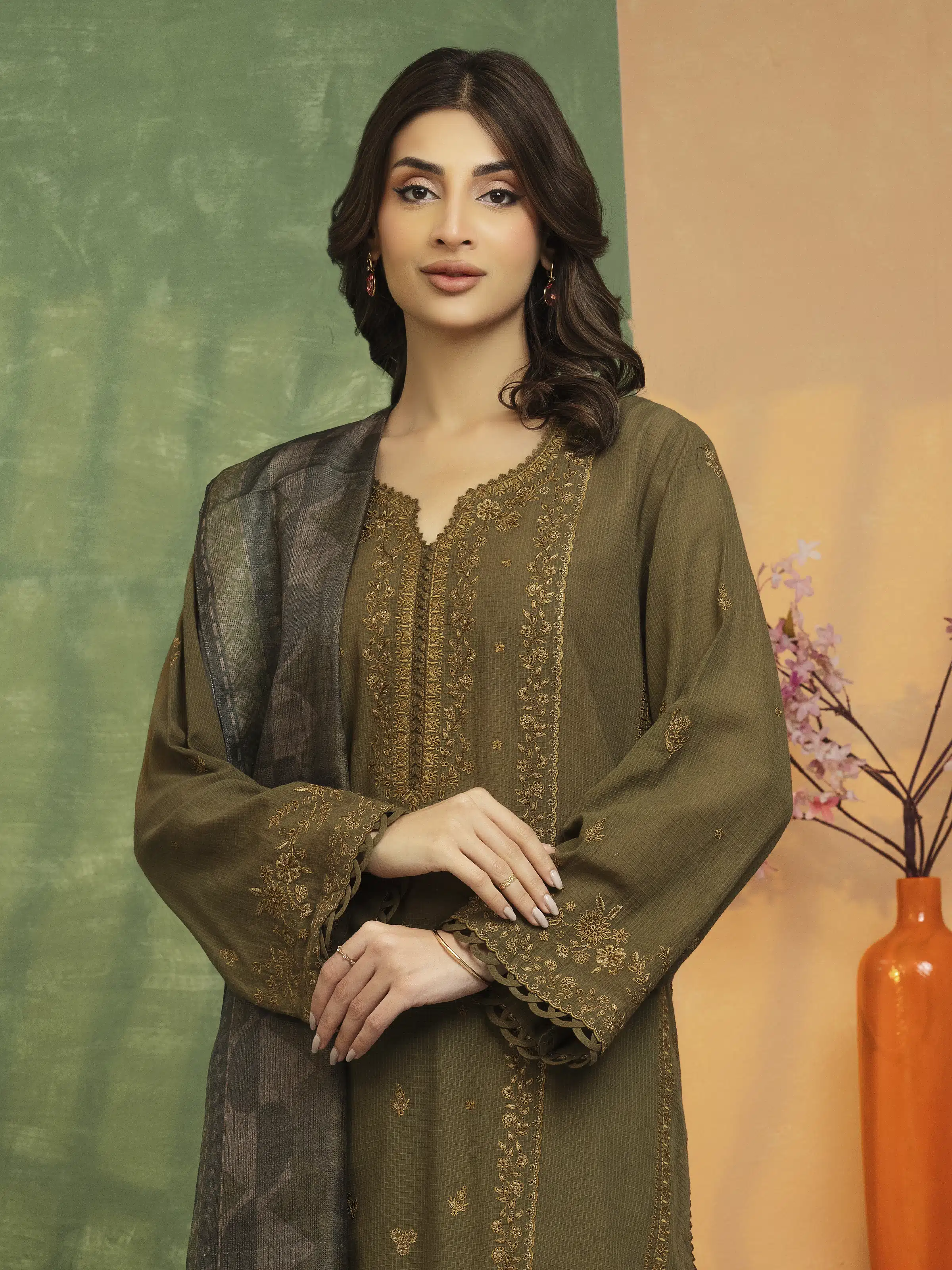 Unstitched Embroidered Lawn Suit - EWU5V1-31228-3P - Image 3