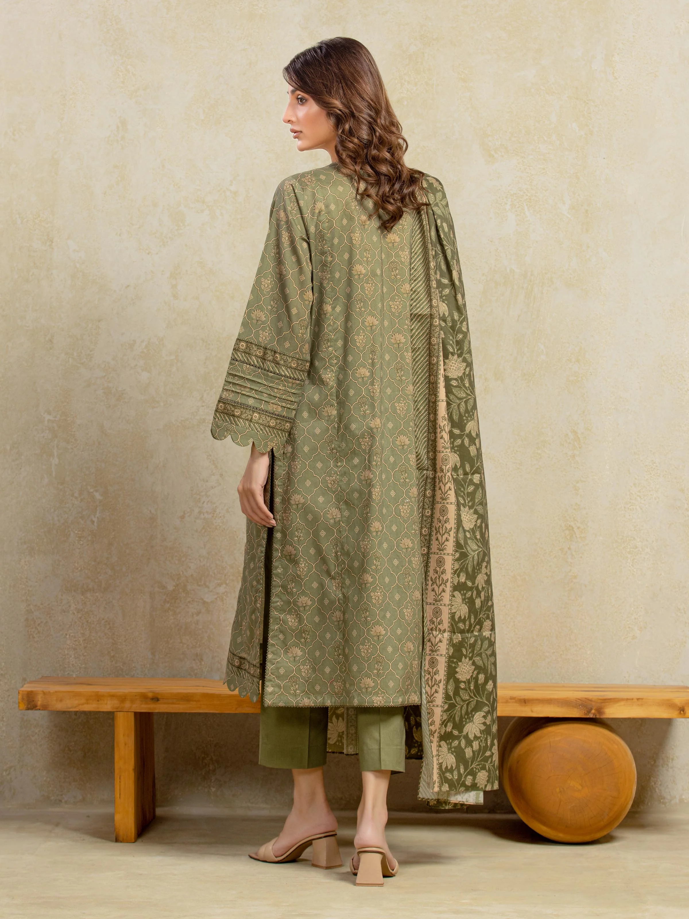 Unstitched Printed Khaddar Suit - EWU5A3-35916-3P - Image 6
