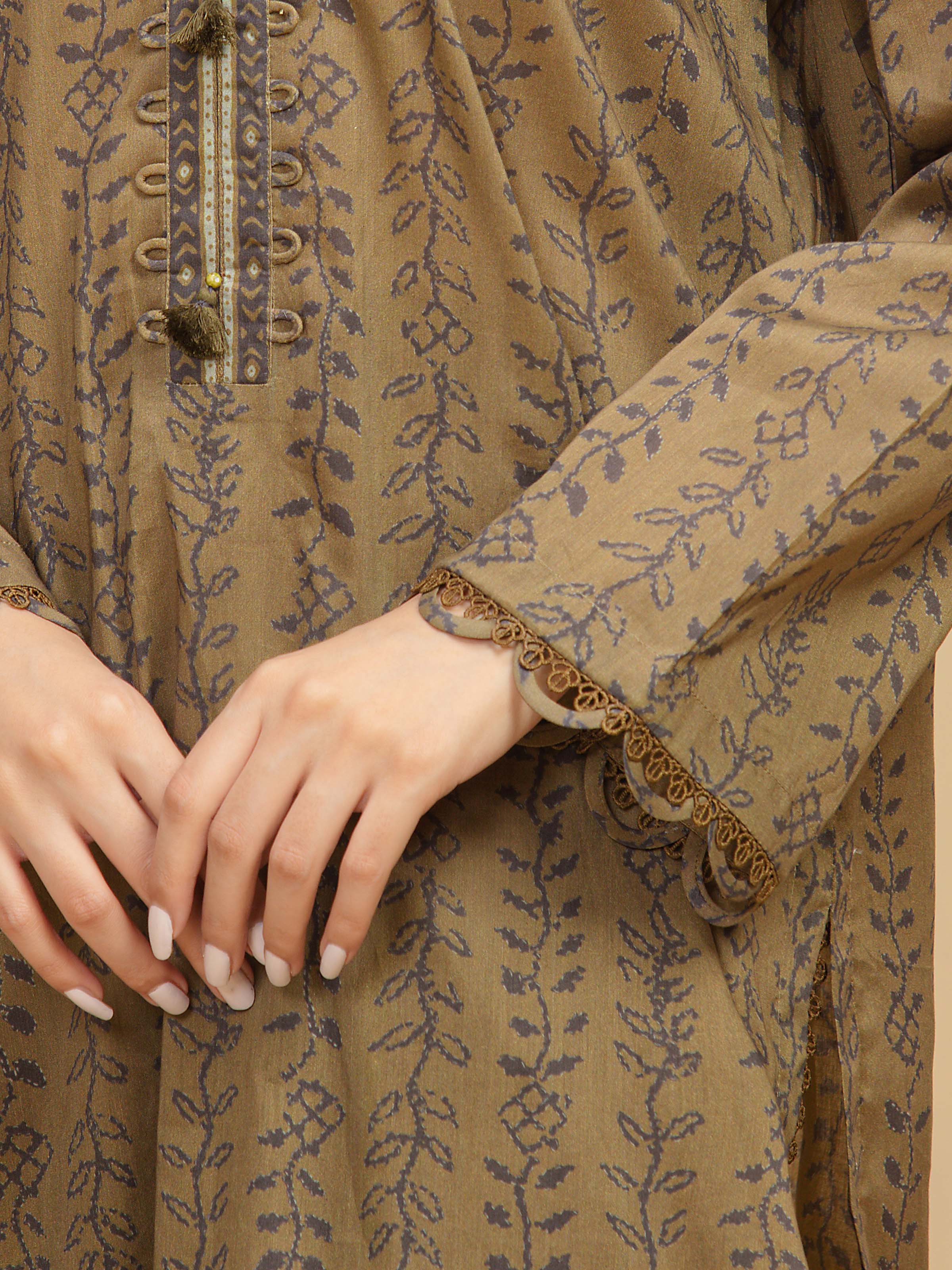 Unstitched Printed Khaddar Suit - EWU5A3-36024-3P - Image 4