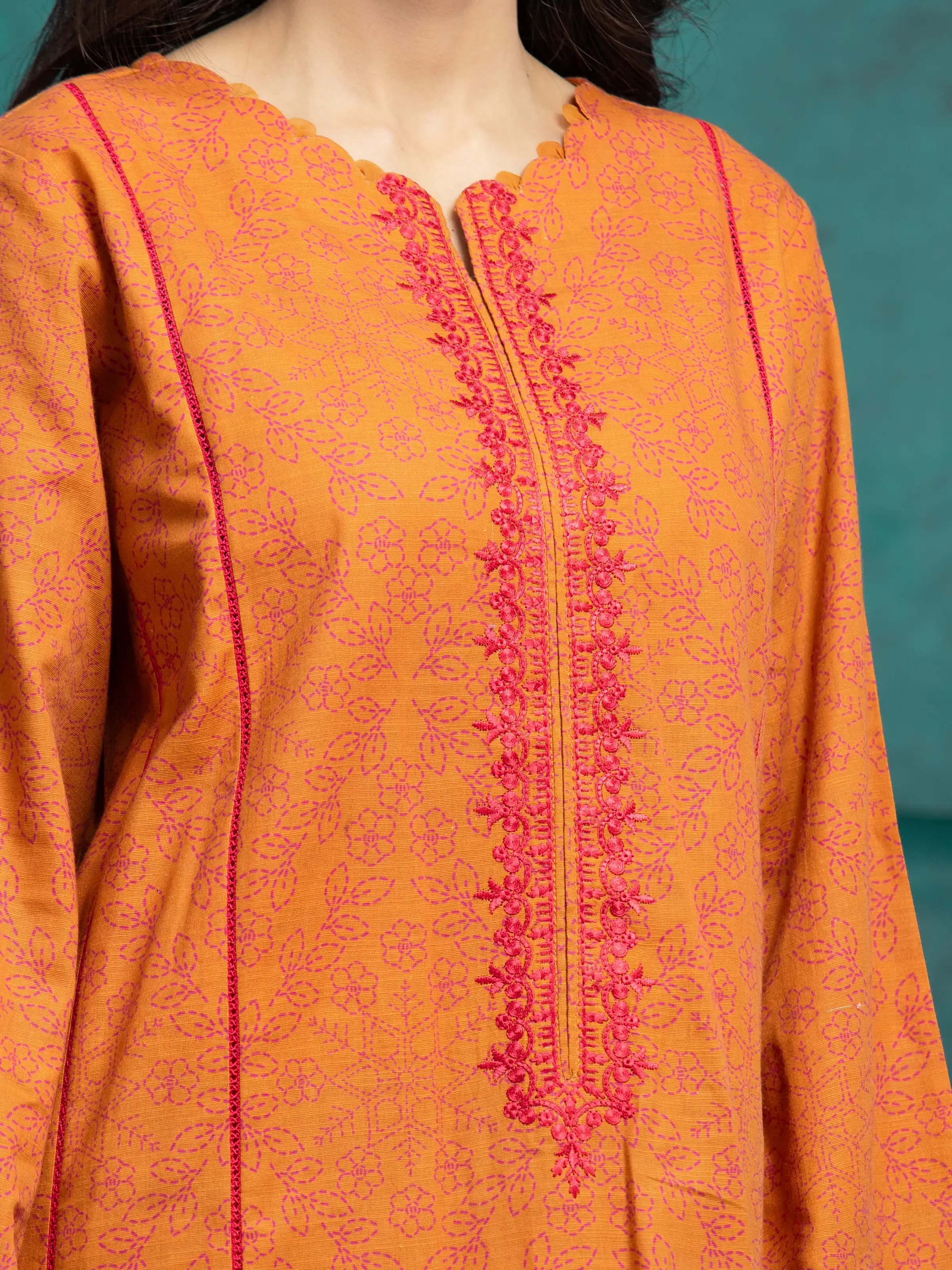 Unstitched Embroidered Khaddar Suit - EWU24V11-30180-3P - Image 4