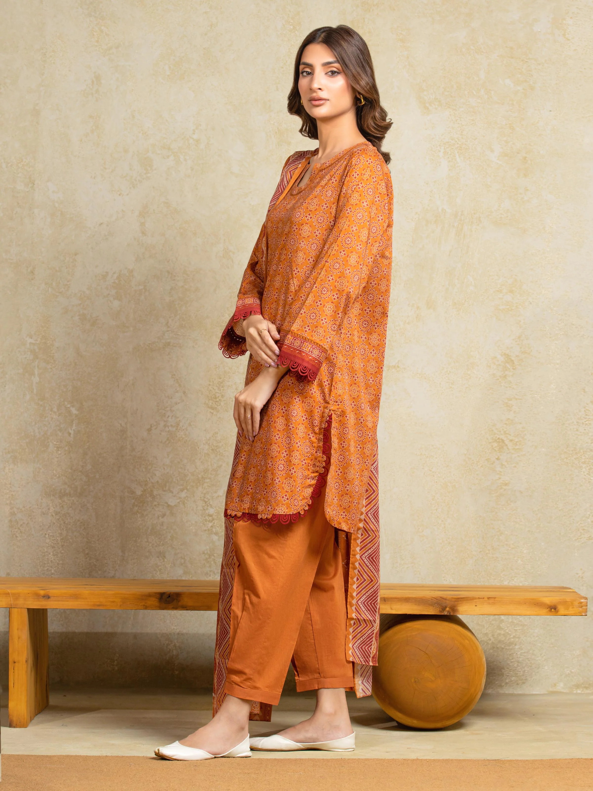Unstitched Printed Khaddar Suit - EWU5A3-35917-3P - Image 5