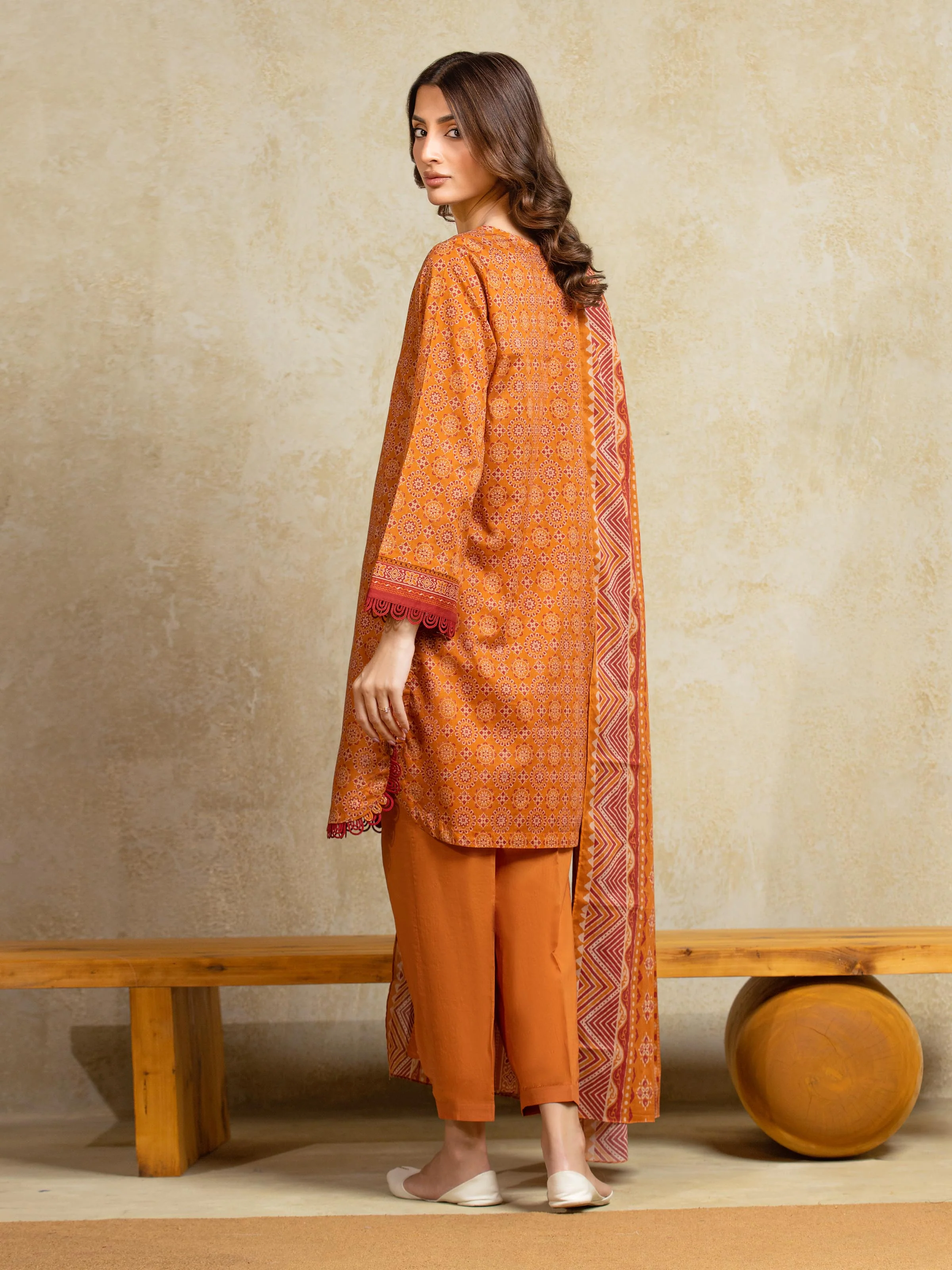 Unstitched Printed Khaddar Suit - EWU5A3-35917-3P - Image 6