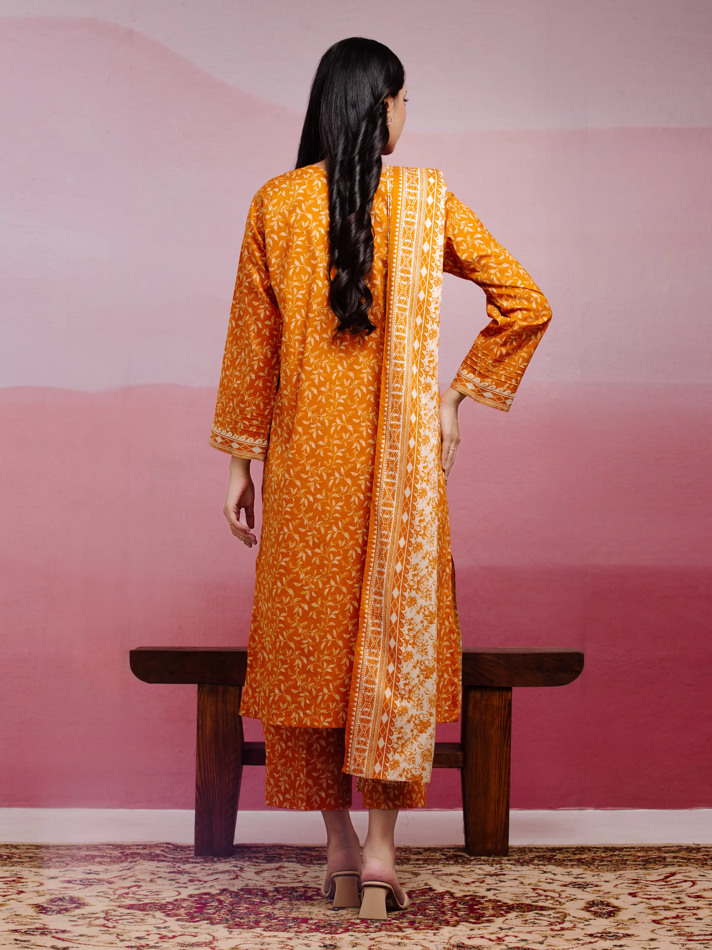 Unstitched Printed Lawn Suit - EWU5A1-35020-3P - Image 4