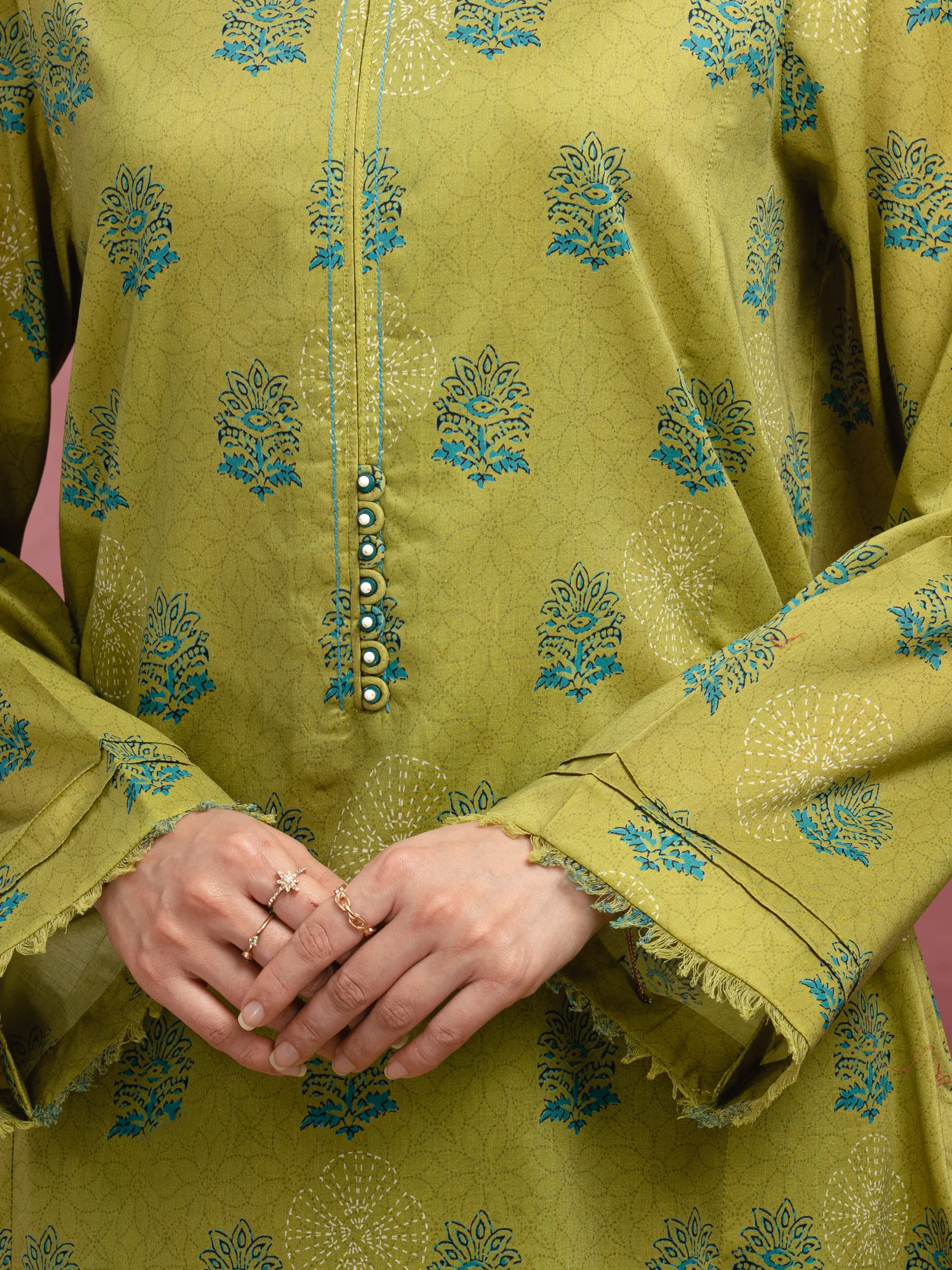 Unstitched Printed Lawn Suit - EWU5A1-35053-3P - Image 4