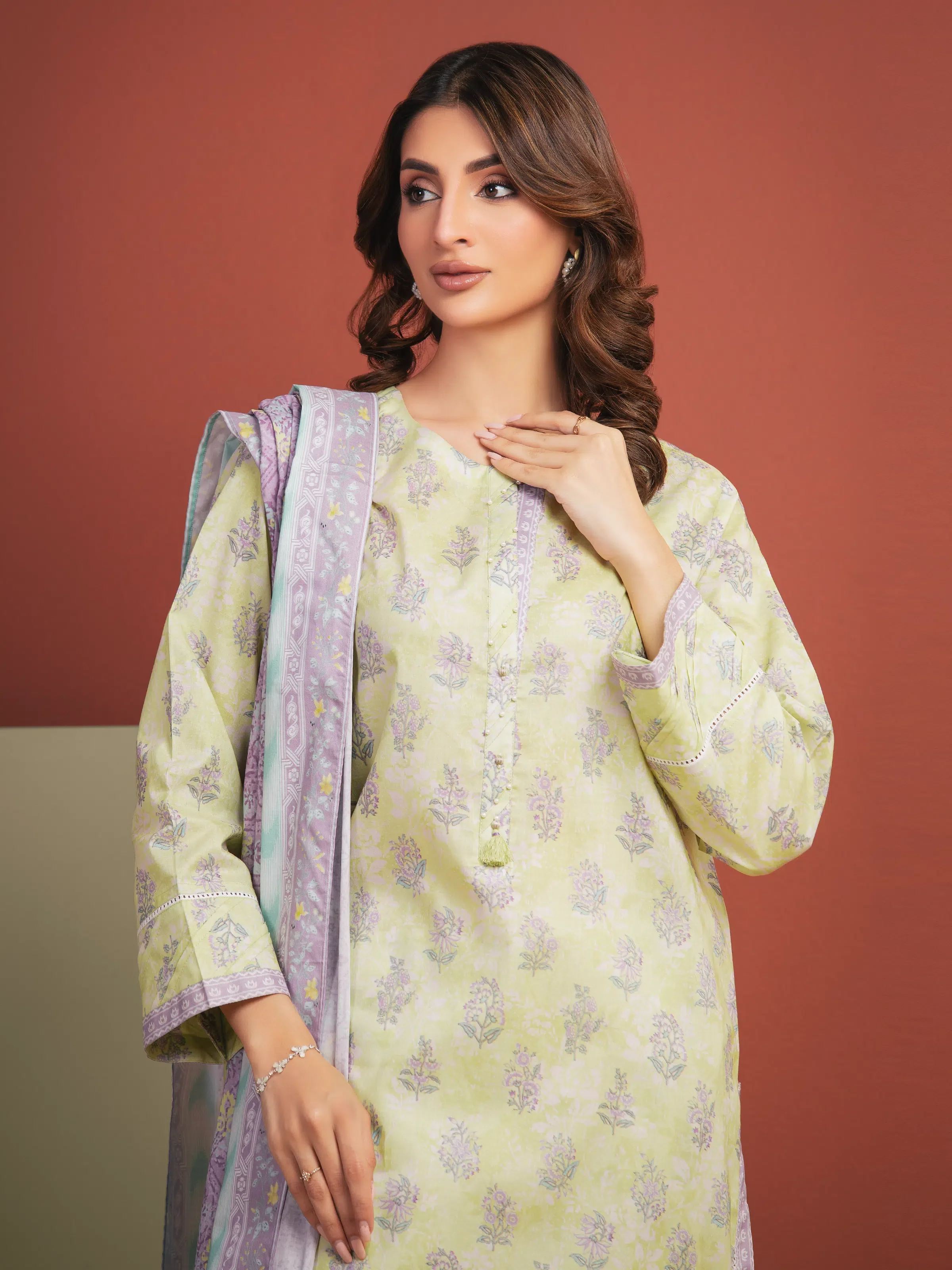 Unstitched Printed Lawn Suit - EWU5A1-35301-3P - Image 2