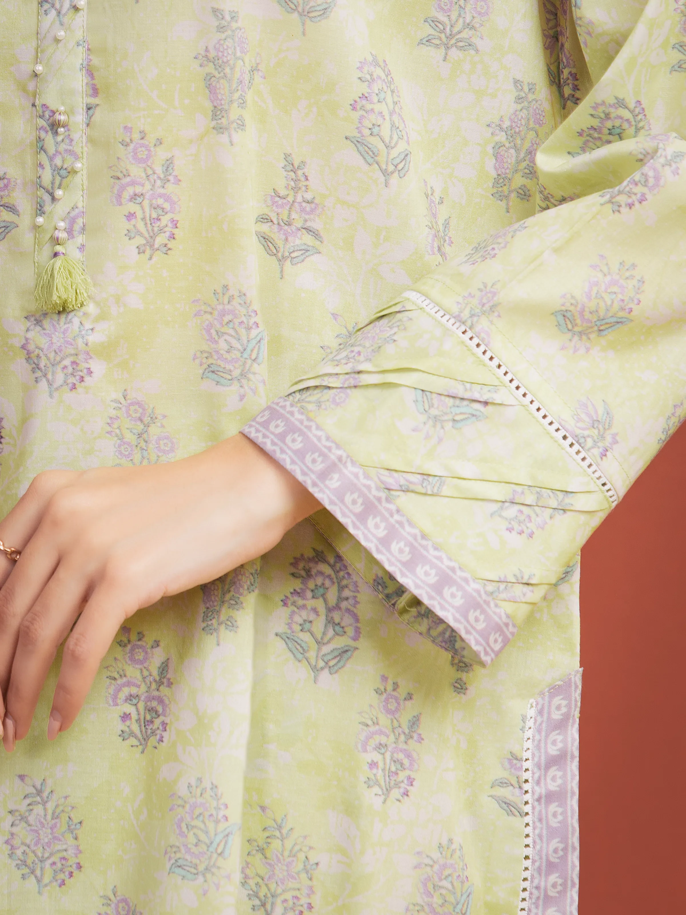 Unstitched Printed Lawn Suit - EWU5A1-35301-3P - Image 3