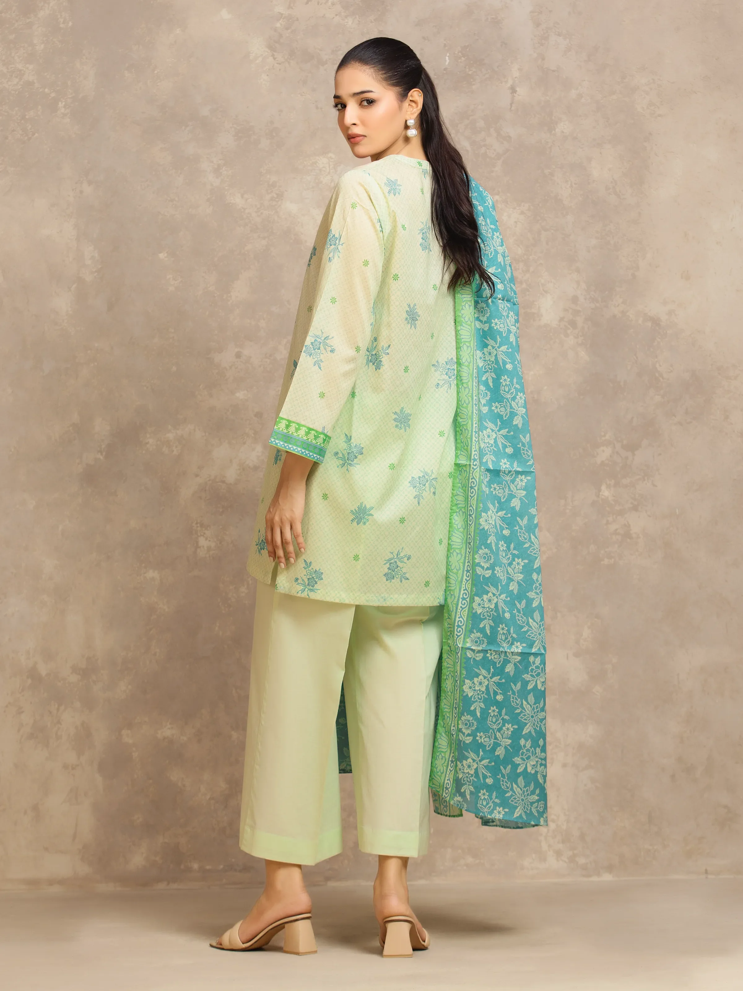 Unstitched Printed Lawn Suit - EWU6A1-36541-3P - Image 6
