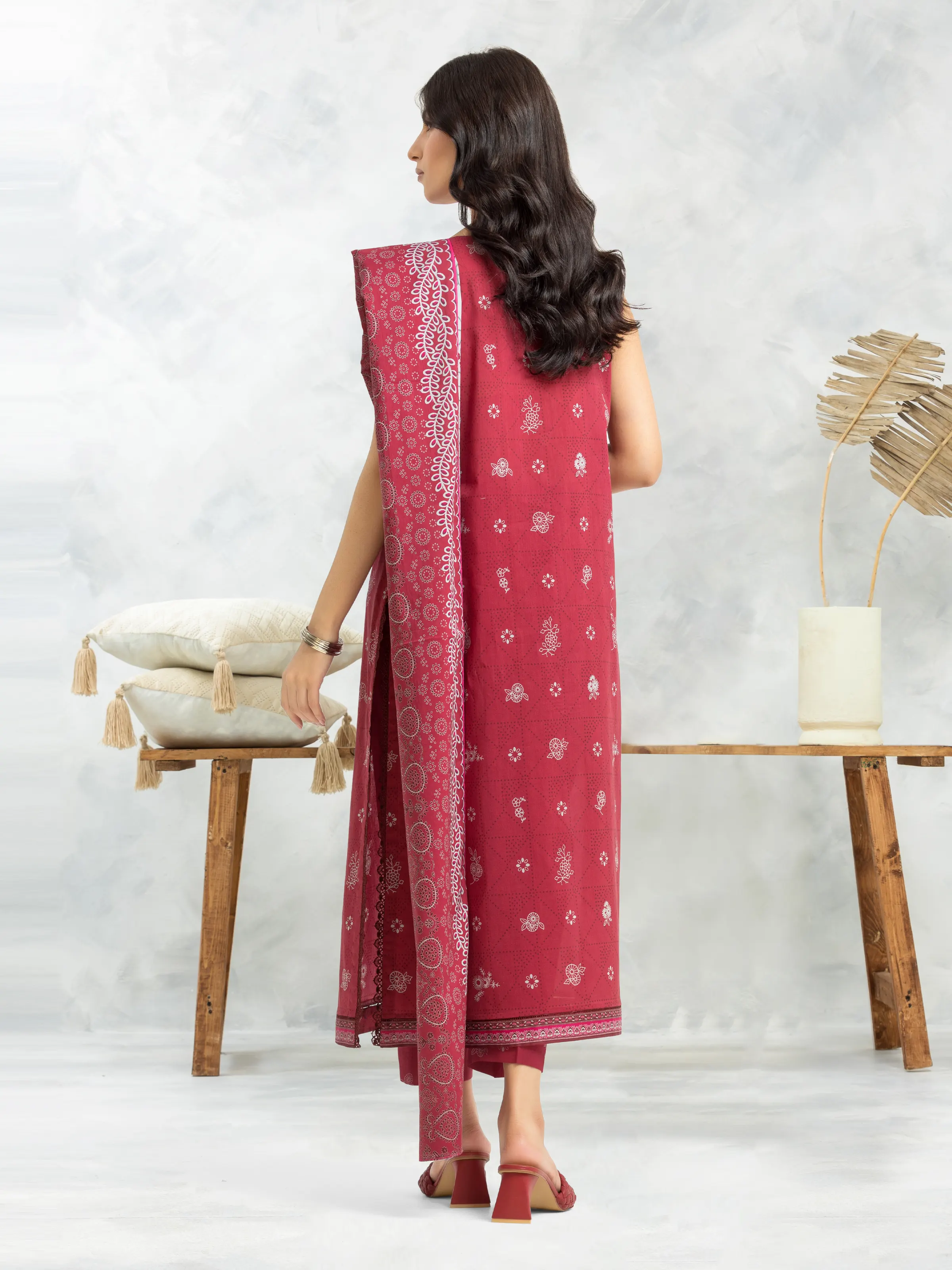 Unstitched Printed Cambric Suit - EWU24A2-28220-3P - Image 2