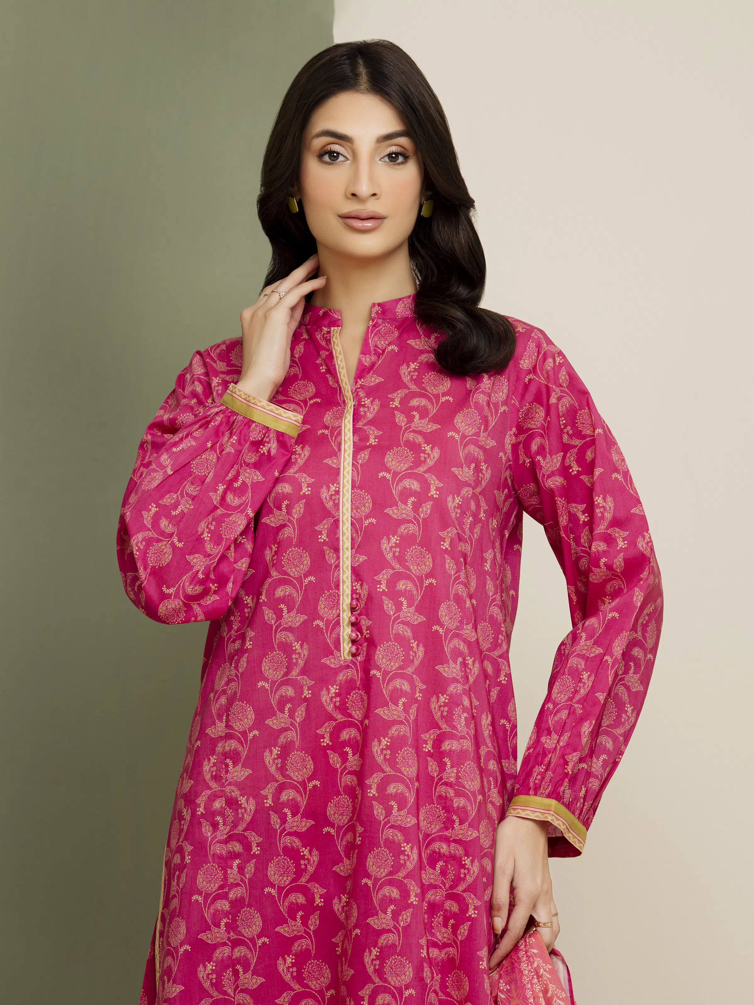 Unstitched Printed Lawn Suit - EWU5A1-35171-3P - Image 2