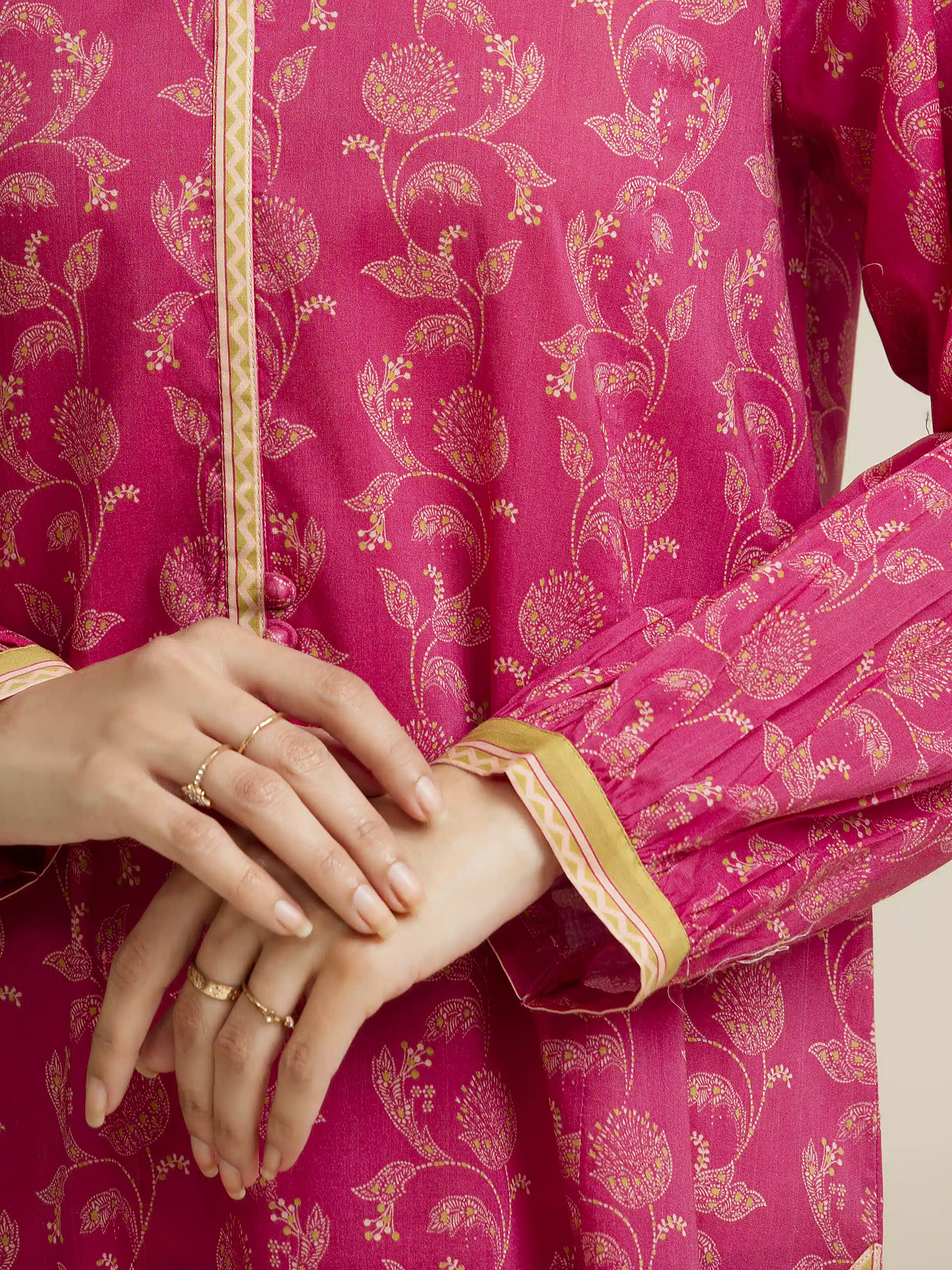 Unstitched Printed Lawn Suit - EWU5A1-35171-3P - Image 5