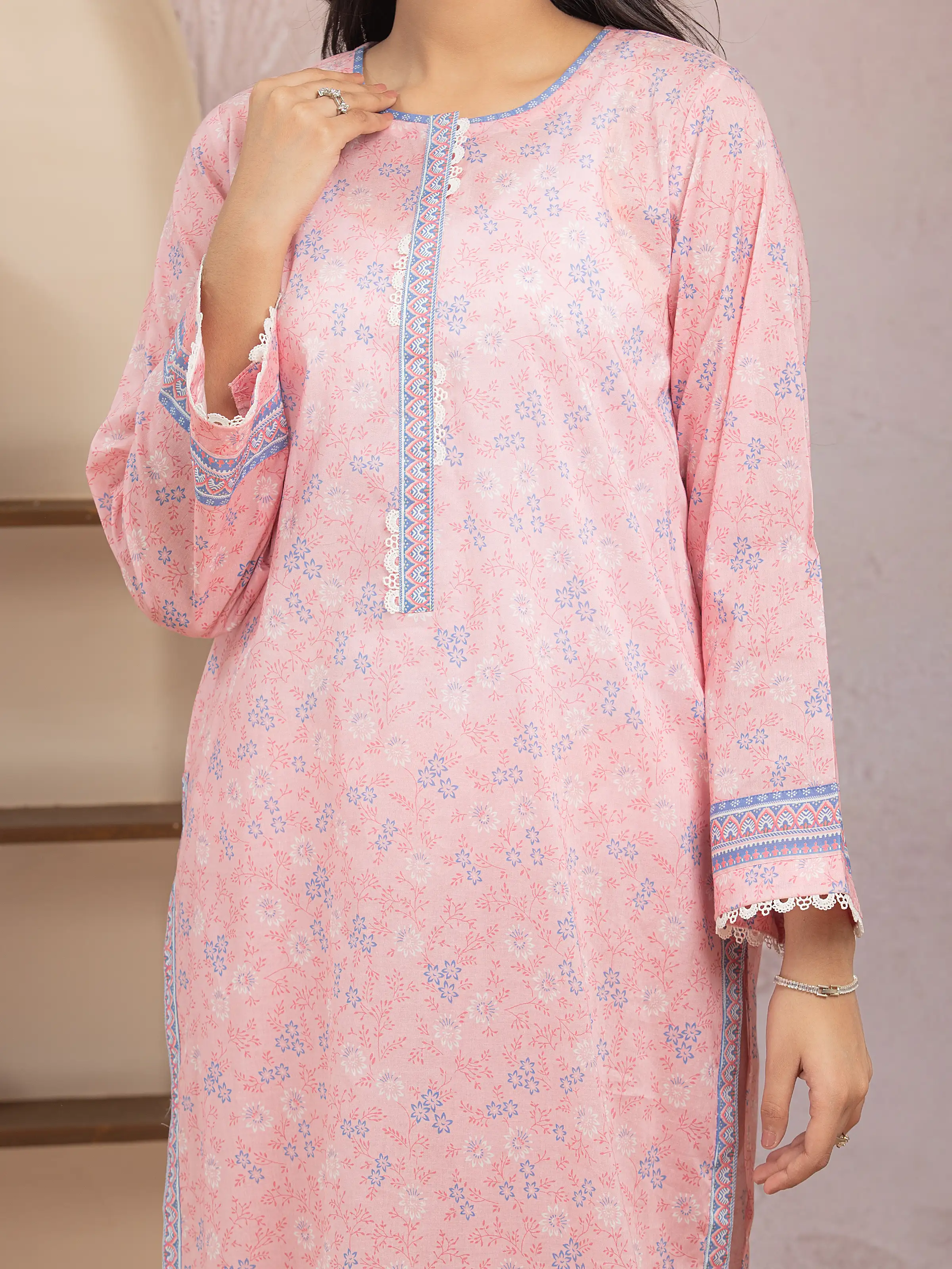 Unstitched Printed Lawn Suit - EWU5A1-35217-3P - Image 4