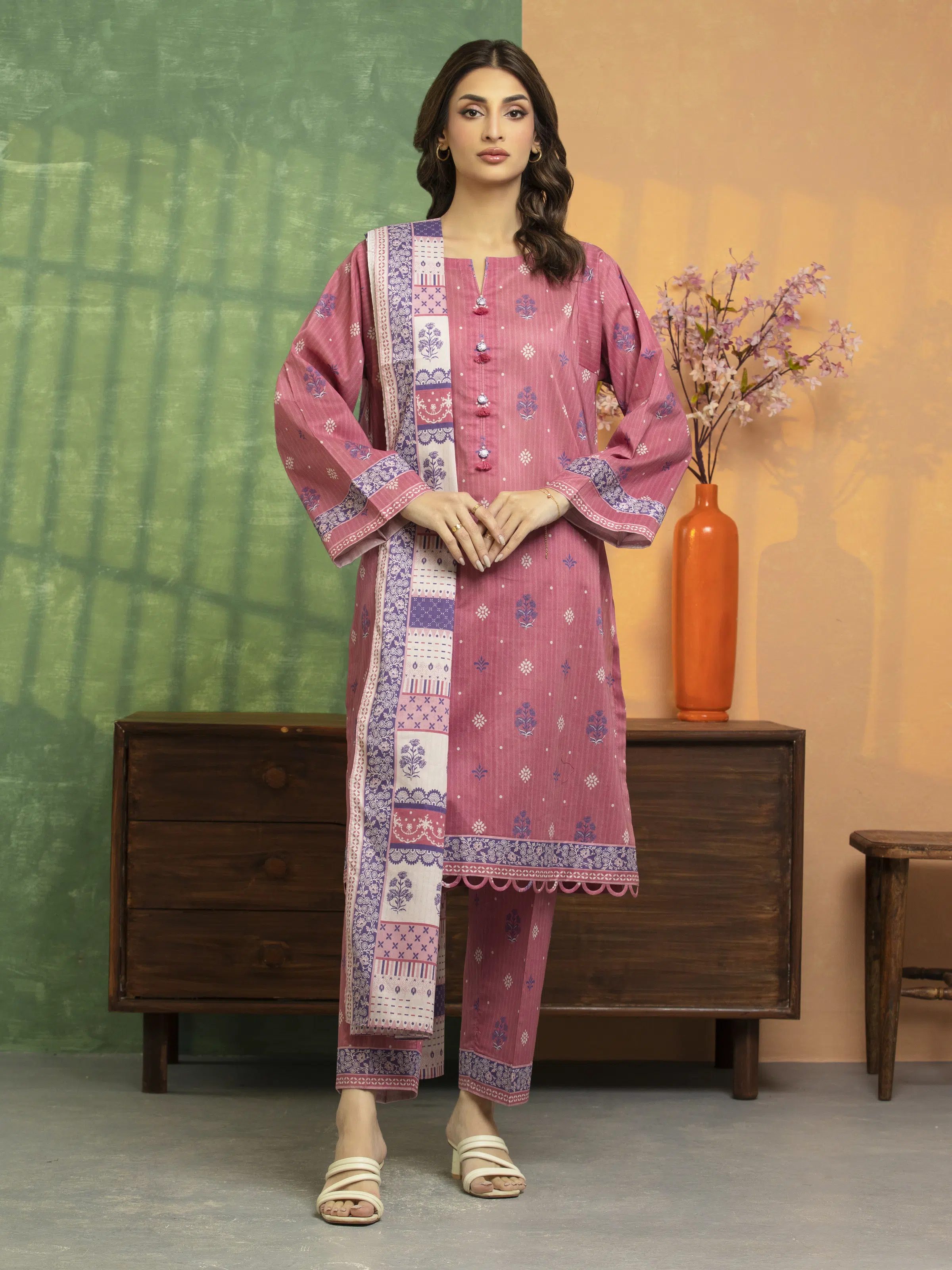 Unstitched Printed Lawn Suit - EWU5A1-35242-3P