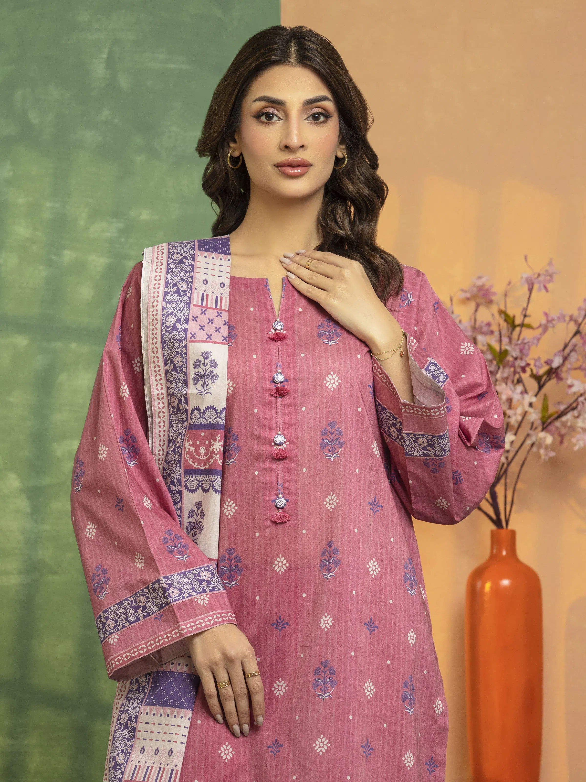 Unstitched Printed Lawn Suit - EWU5A1-35242-3P - Image 4
