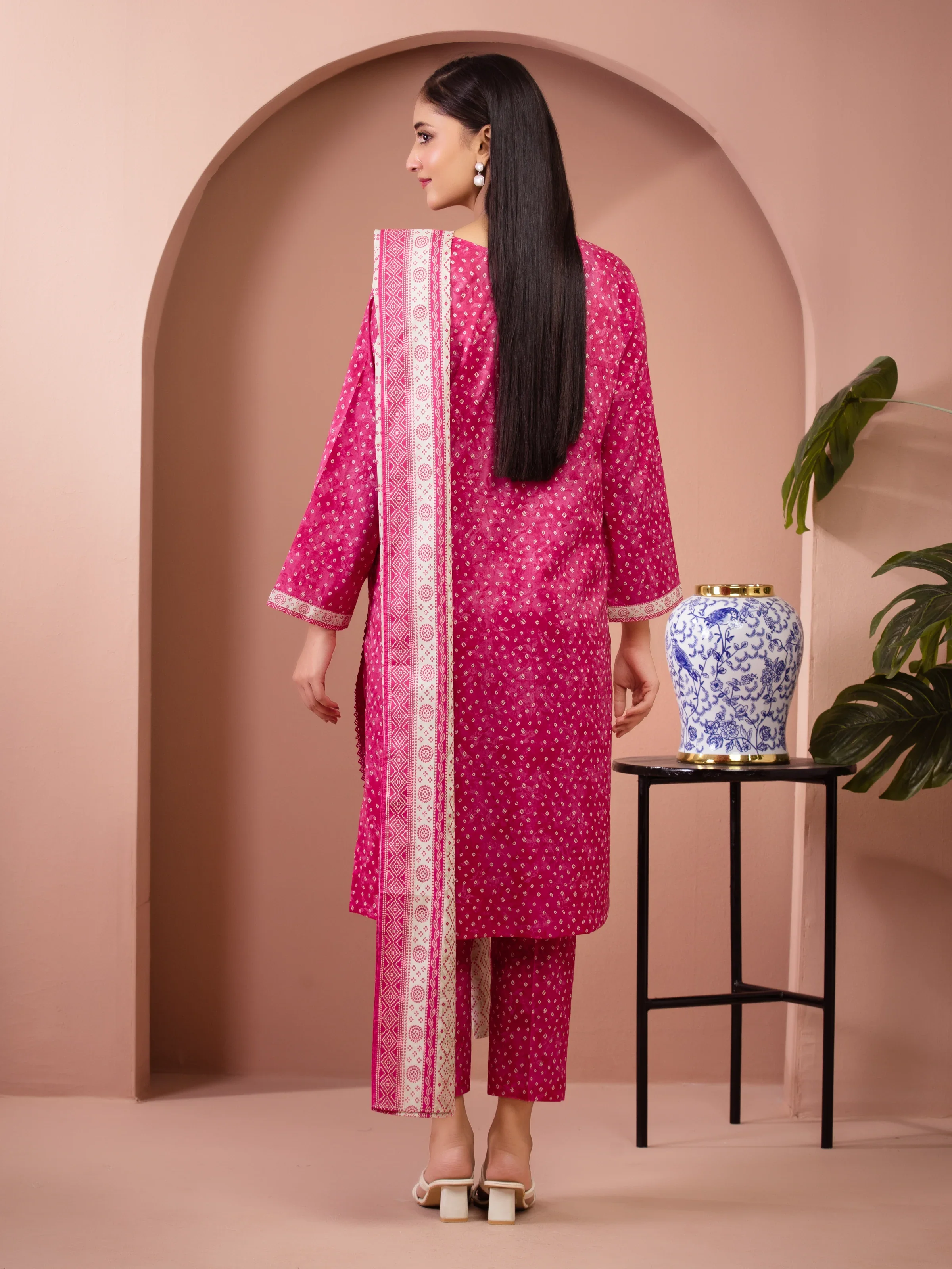 Unstitched Printed Lawn Suit - EWU5A1-35267-3P - Image 4